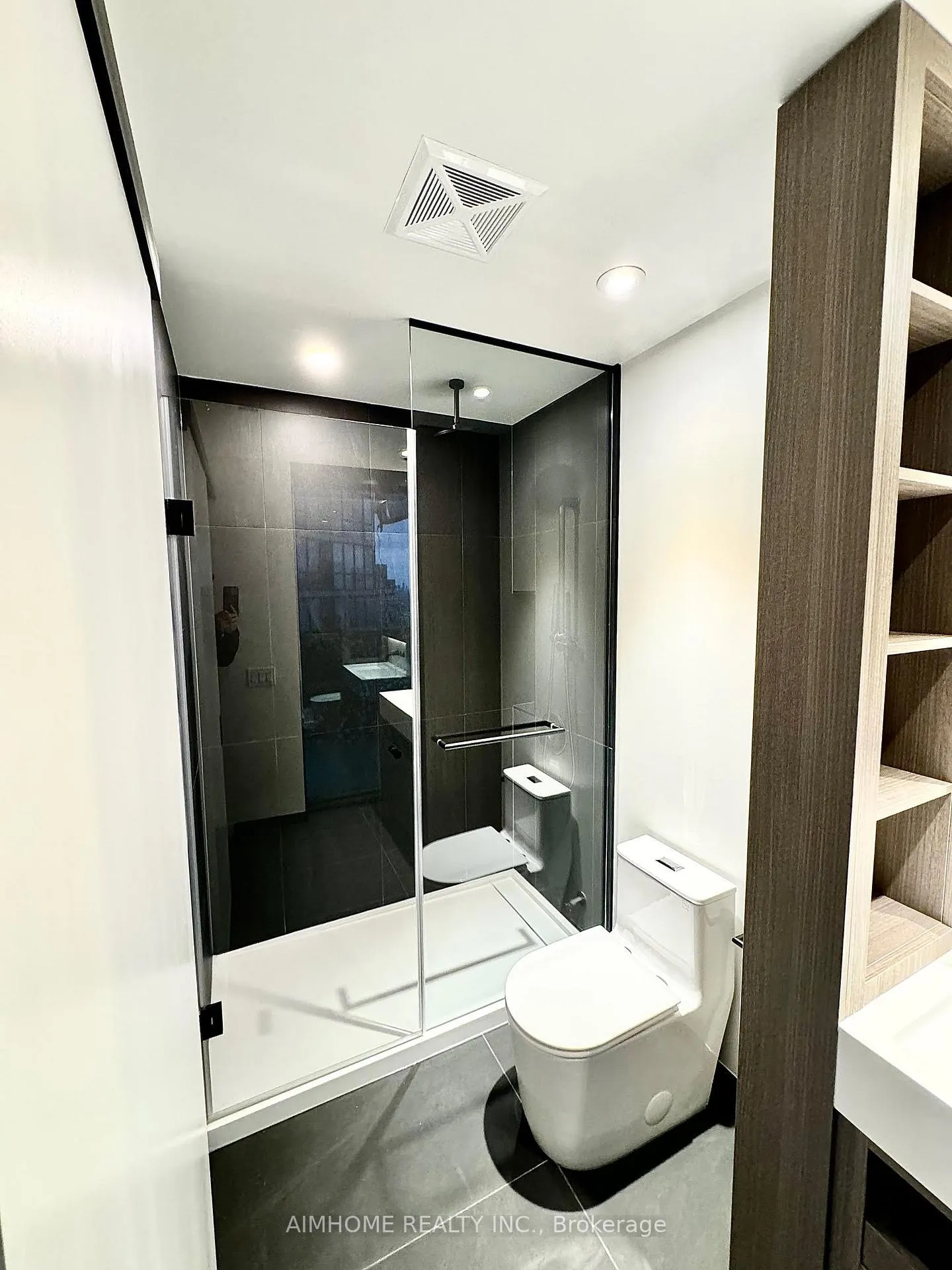 Photo 9 of Unit 3406, 55 Charles Street E, Toronto, Church-Yonge Corridor — HOMEH