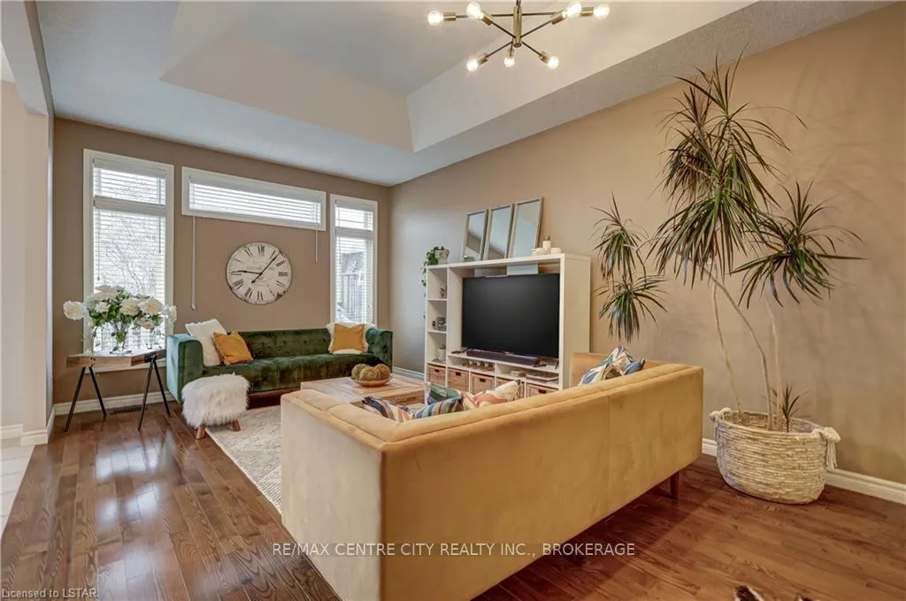 Photo 5 of Unit 16, 1 St. John'S Drive, Middlesex Centre, Arva — HOMEH