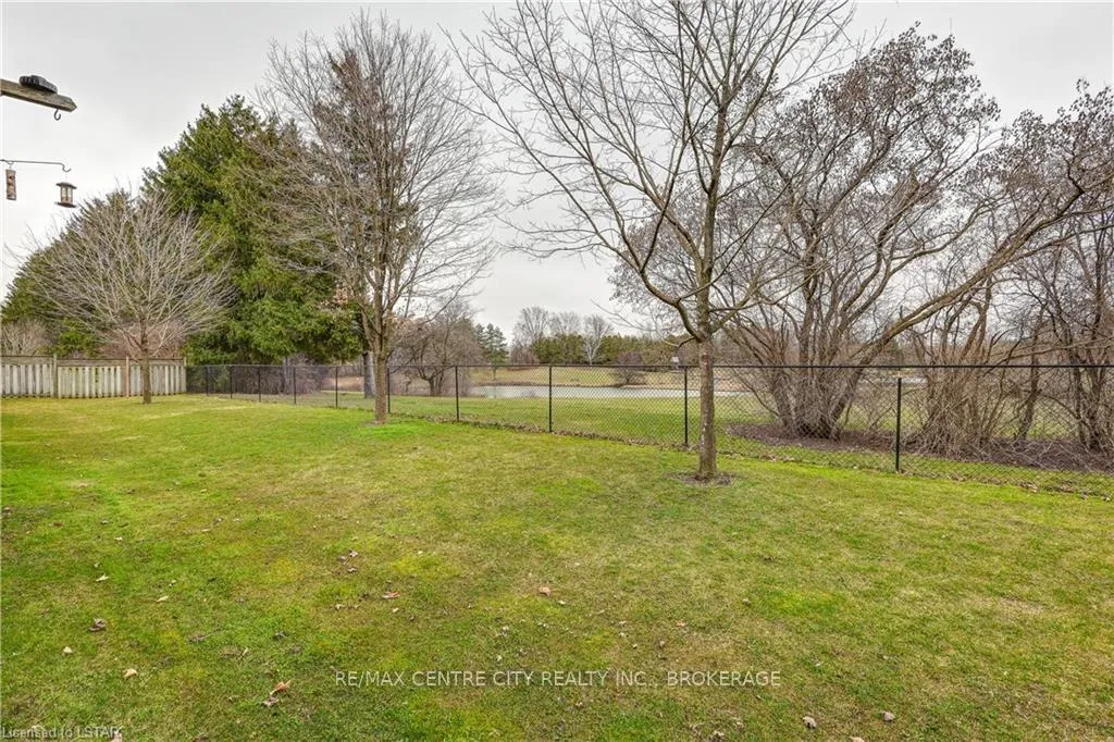 Photo 36 of Unit 16, 1 St. John'S Drive, Middlesex Centre, Arva — HOMEH