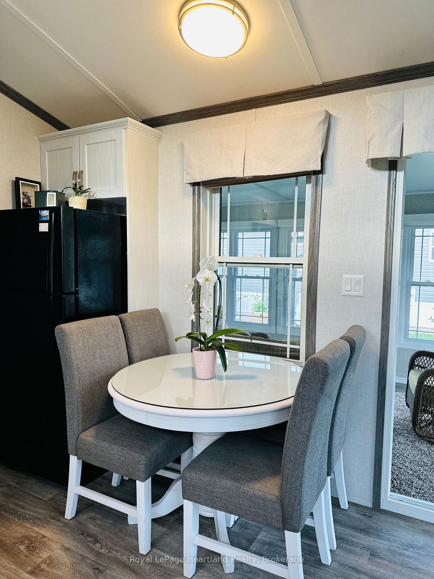Photo 11 of Unit #H-12, 100 North Harbour Road, Goderich, Goderich (Town) — HOMEH