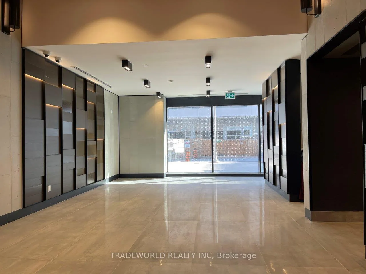 Photo 3 of Unit 417C, 38 Simcoe Promenade Street, Markham, Unionville — HOMEH