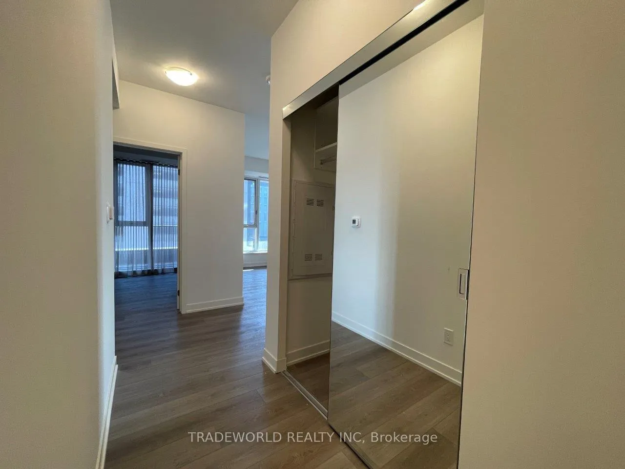 Photo 6 of Unit 417C, 38 Simcoe Promenade Street, Markham, Unionville — HOMEH
