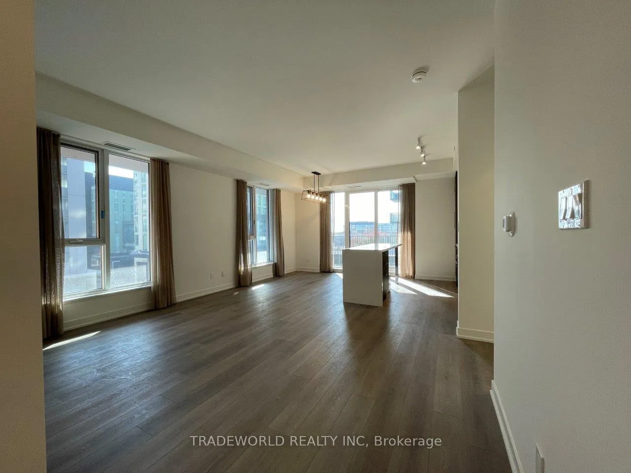 Photo 7 of Unit 417C, 38 Simcoe Promenade Street, Markham, Unionville — HOMEH