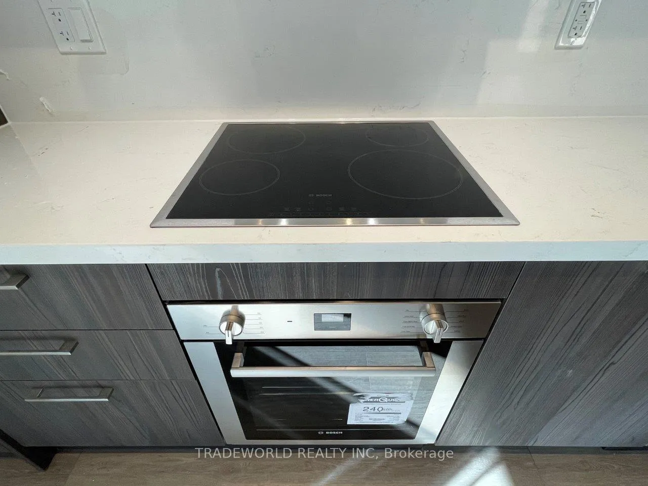 Photo 10 of Unit 417C, 38 Simcoe Promenade Street, Markham, Unionville — HOMEH