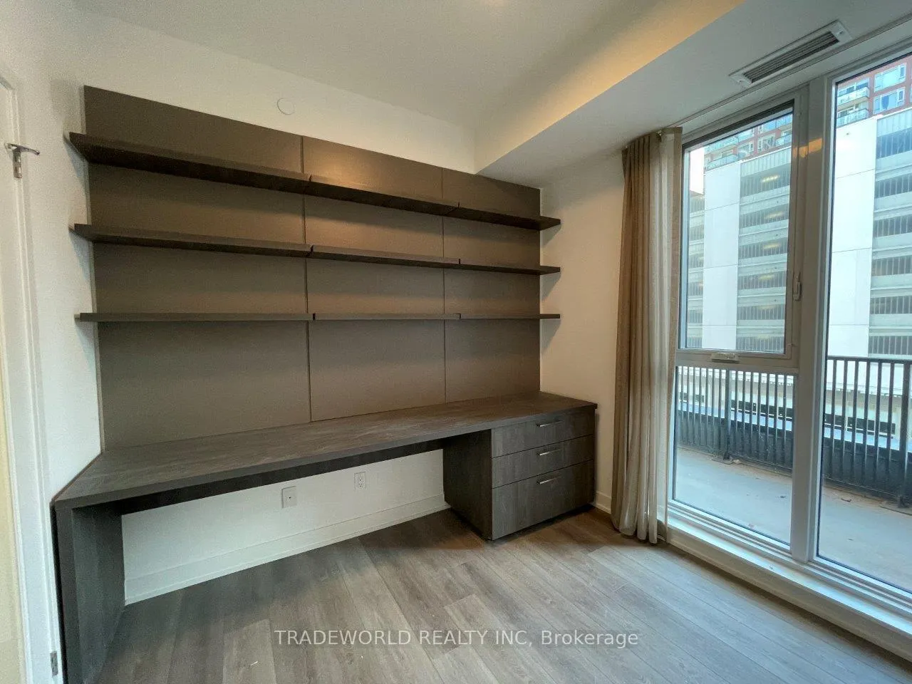 Photo 32 of Unit 417C, 38 Simcoe Promenade Street, Markham, Unionville — HOMEH