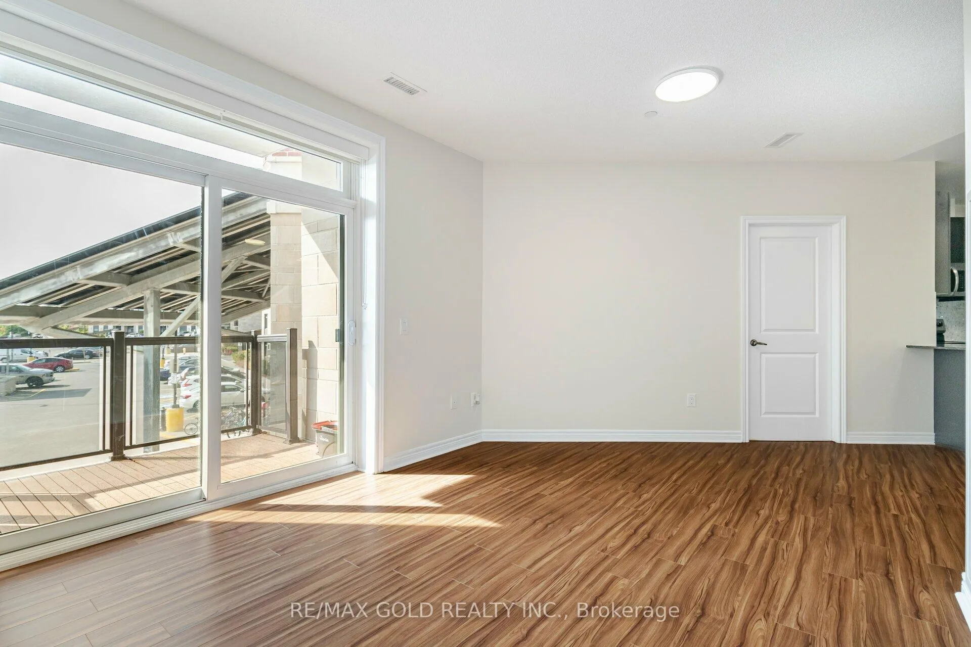 Photo 13 of Unit 209, 39 New Delhi Drive, Markham, Cedarwood — HOMEH