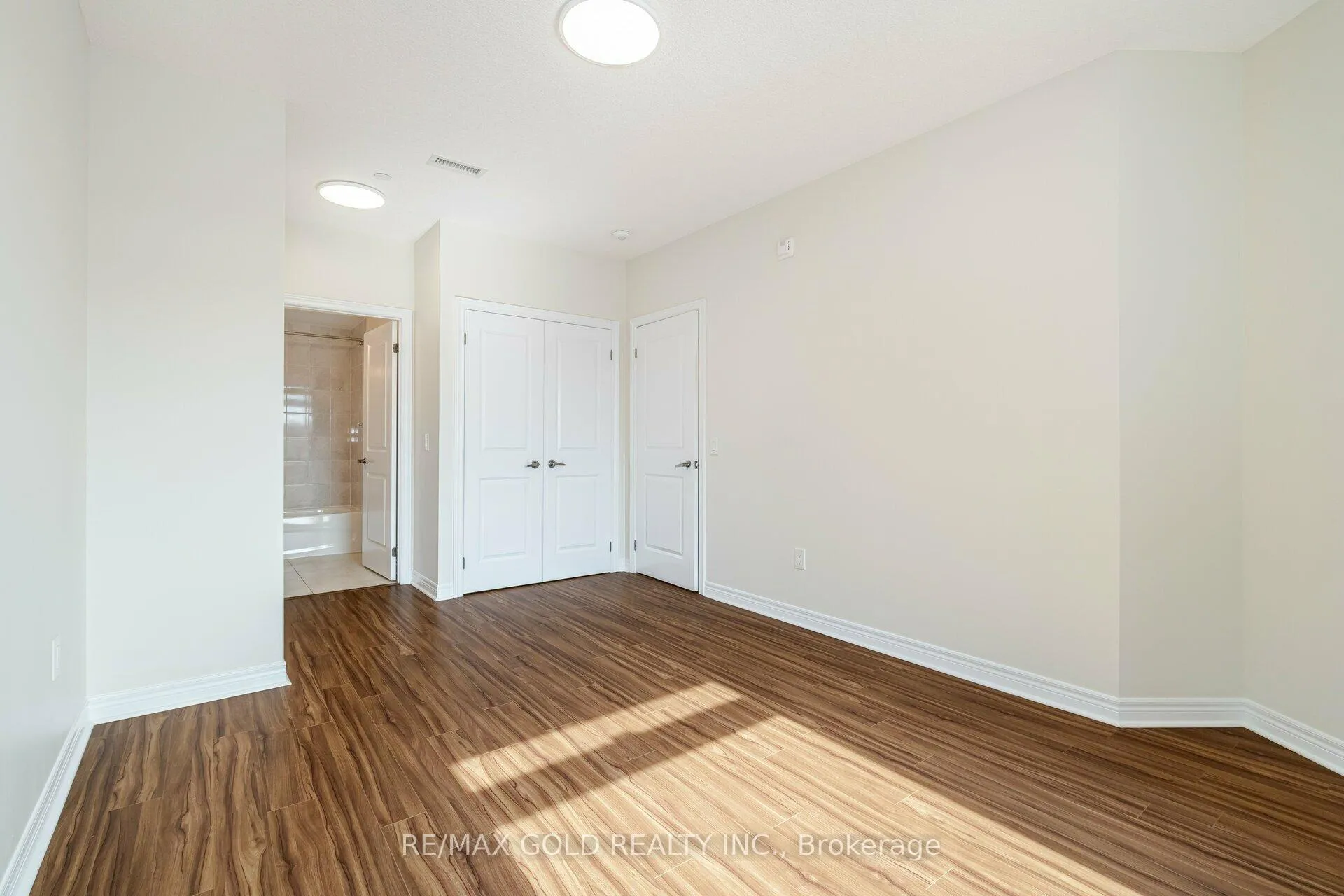 Photo 18 of Unit 209, 39 New Delhi Drive, Markham, Cedarwood — HOMEH