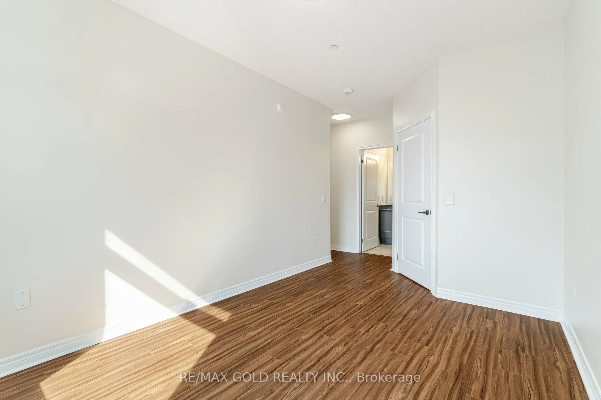 Photo 21 of Unit 209, 39 New Delhi Drive, Markham, Cedarwood — HOMEH
