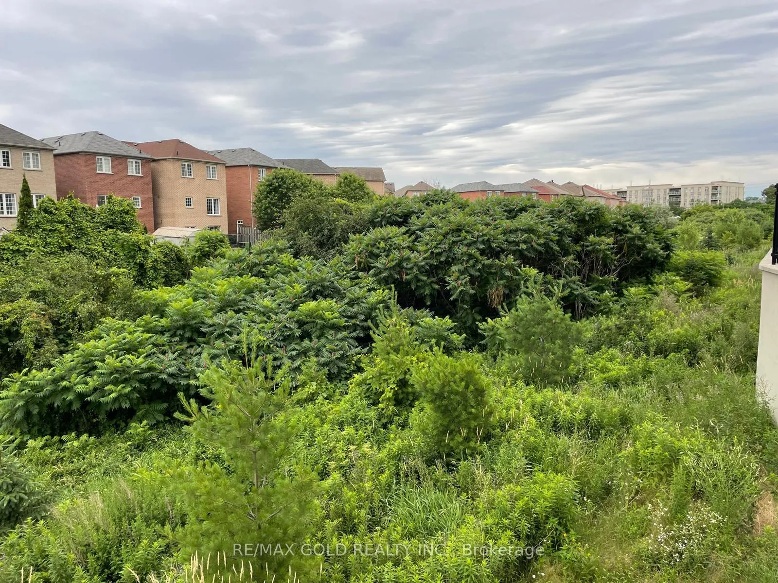 Photo 31 of Unit 209, 39 New Delhi Drive, Markham, Cedarwood — HOMEH