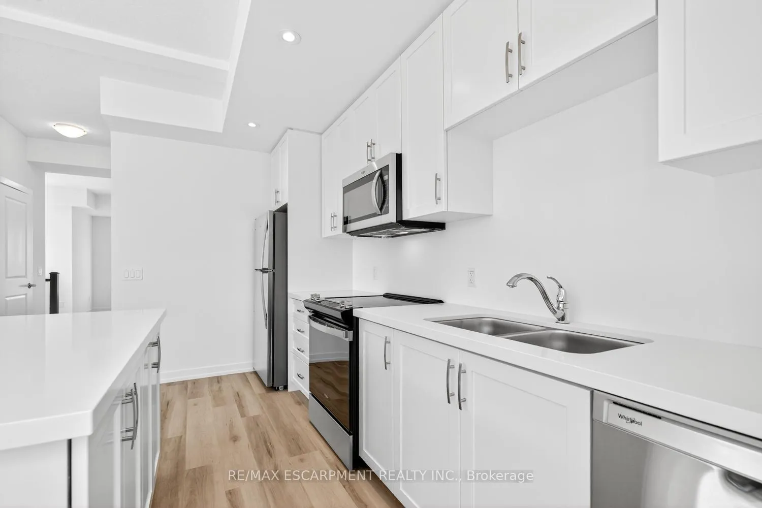 Photo 13 of Unit 39, 70 Kenesky Drive, Hamilton, Waterdown — HOMEH