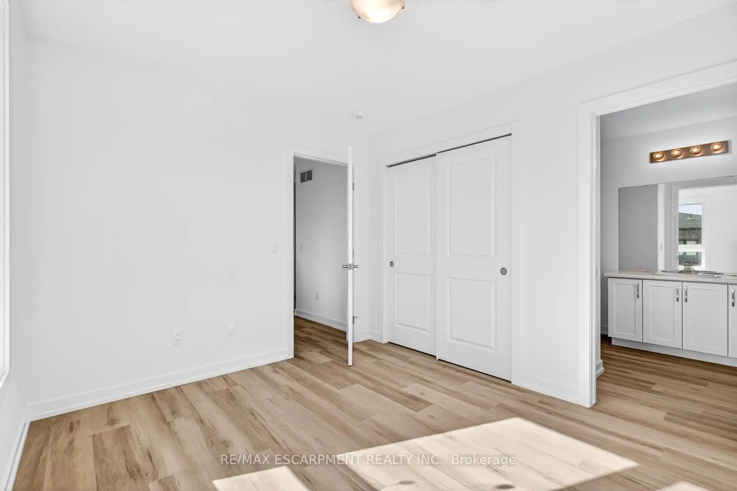 Photo 26 of Unit 39, 70 Kenesky Drive, Hamilton, Waterdown — HOMEH
