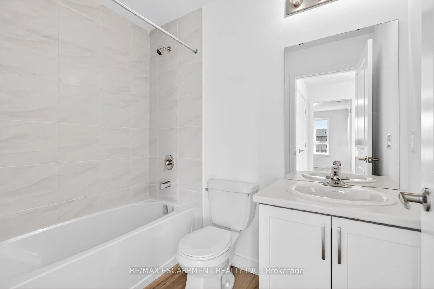 Photo 38 of Unit 39, 70 Kenesky Drive, Hamilton, Waterdown — HOMEH