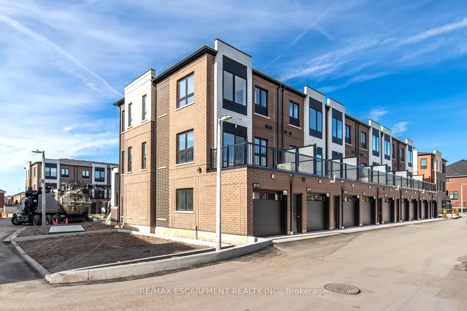 Photo 40 of Unit 39, 70 Kenesky Drive, Hamilton, Waterdown — HOMEH