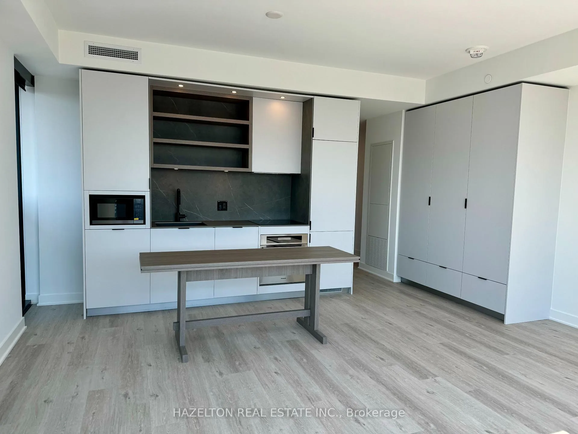 Photo 3 of Unit 4105, 55 Charles Street E, Toronto, Church-Yonge Corridor — HOMEH