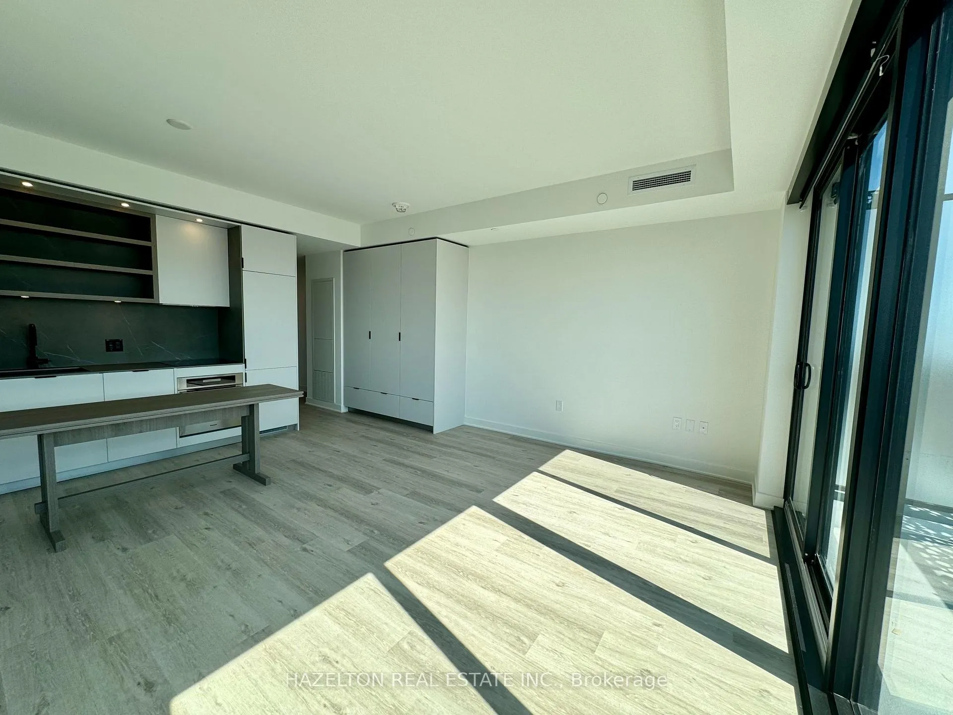 Photo 4 of Unit 4105, 55 Charles Street E, Toronto, Church-Yonge Corridor — HOMEH