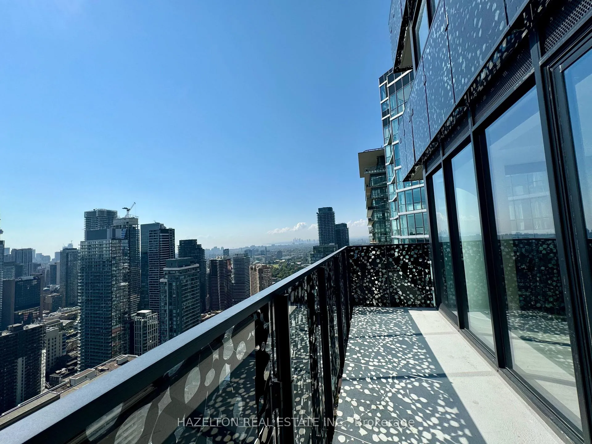 Photo 16 of Unit 4105, 55 Charles Street E, Toronto, Church-Yonge Corridor — HOMEH
