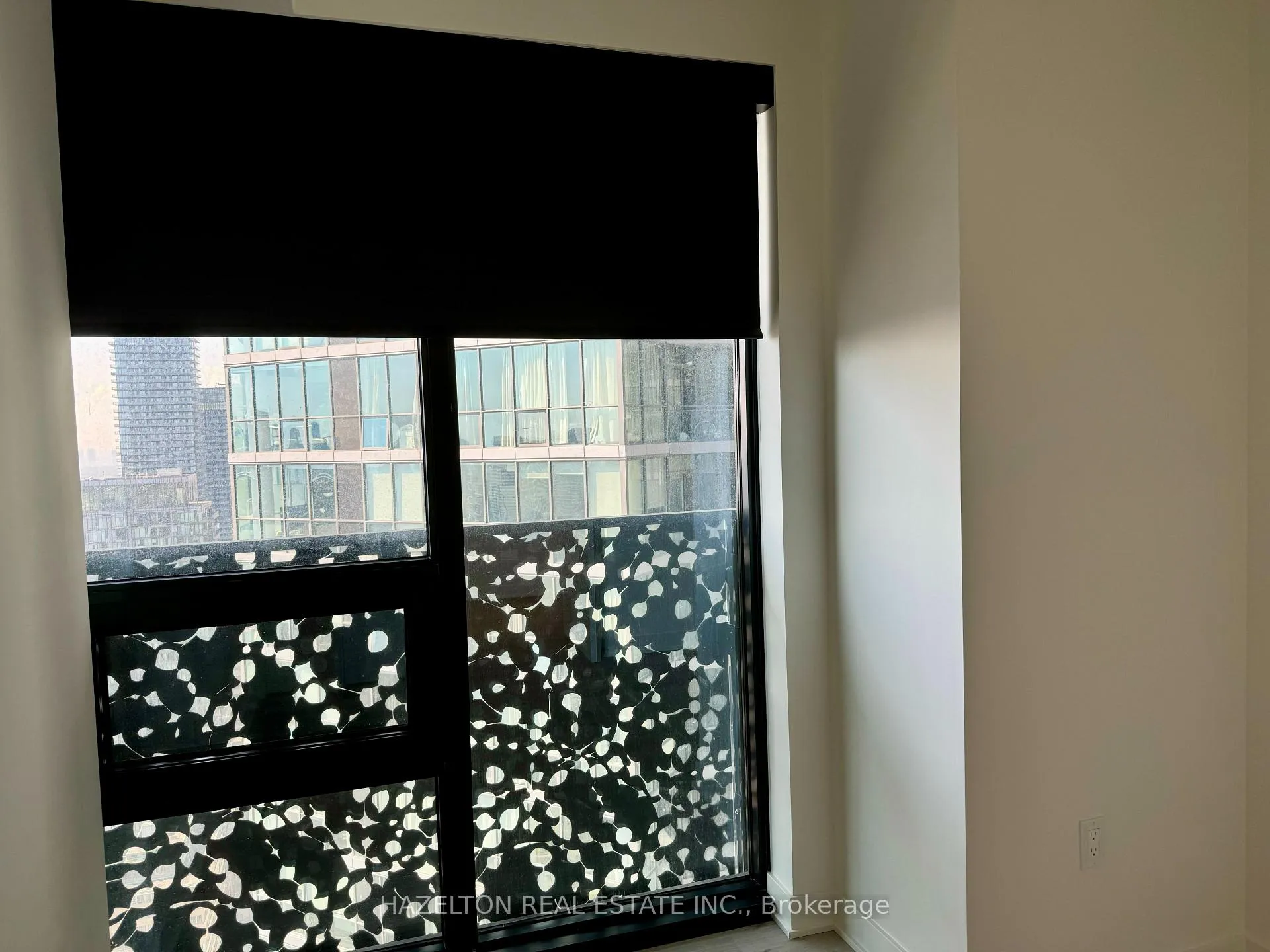 Photo 27 of Unit 4105, 55 Charles Street E, Toronto, Church-Yonge Corridor — HOMEH