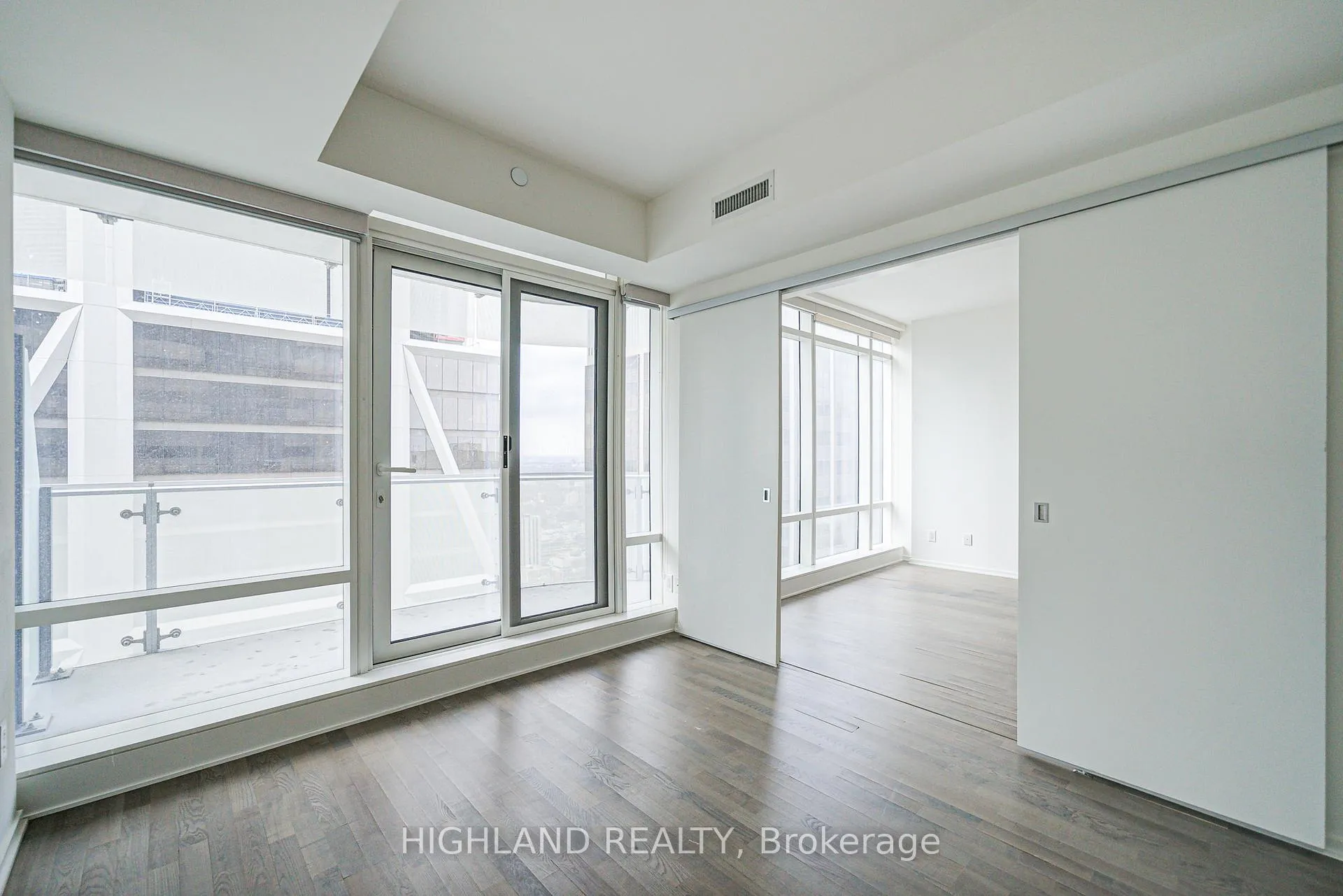 Photo 26 of Unit 3709, 1 Bloor Street E, Toronto, Church-Yonge Corridor — HOMEH