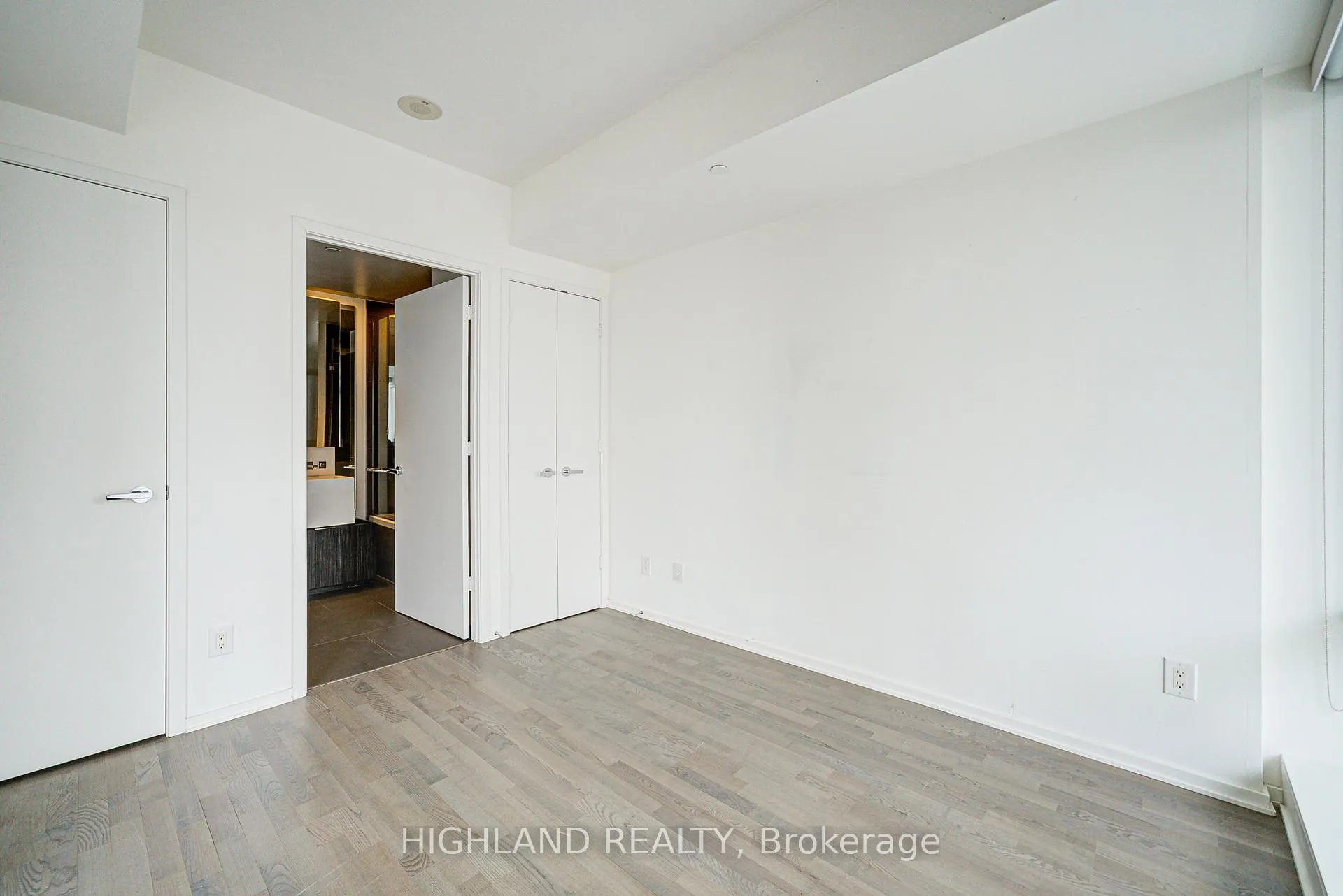 Photo 28 of Unit 3709, 1 Bloor Street E, Toronto, Church-Yonge Corridor — HOMEH