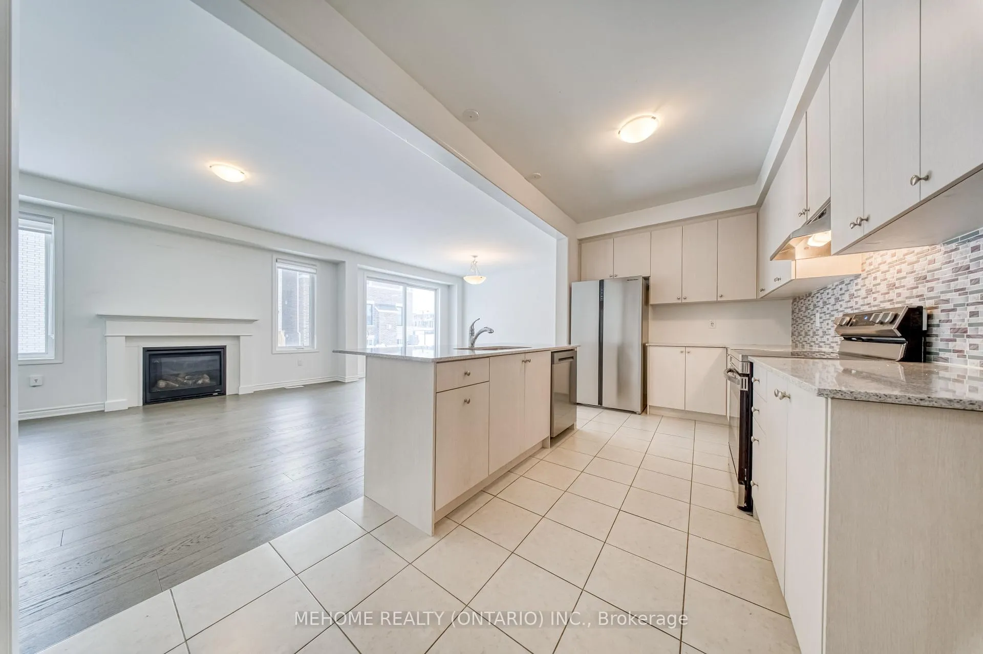 Photo 6 of 1851 Passionfruit Grove, Pickering, Rural Pickering — HOMEH