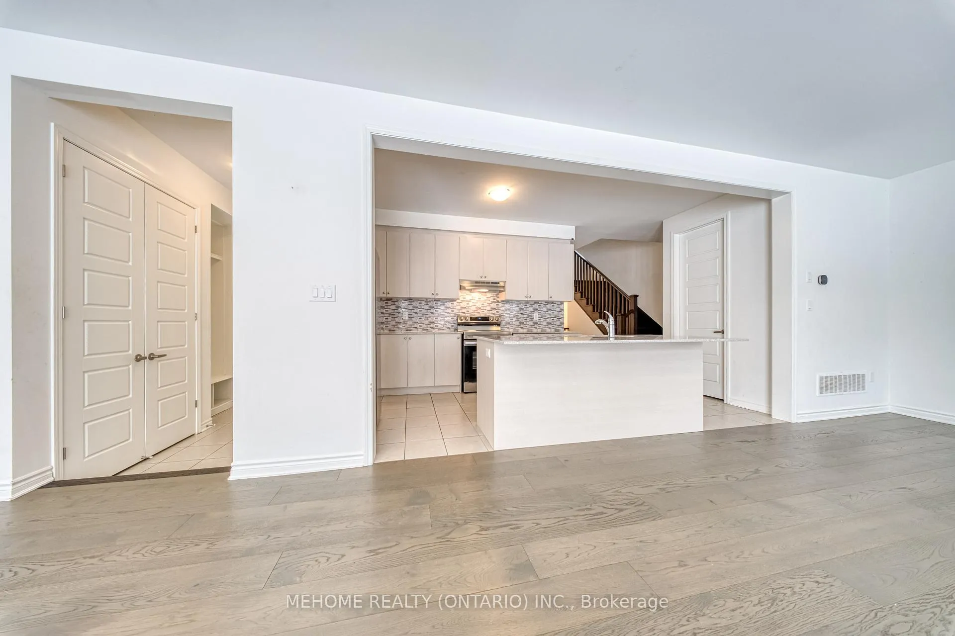 Photo 9 of 1851 Passionfruit Grove, Pickering, Rural Pickering — HOMEH
