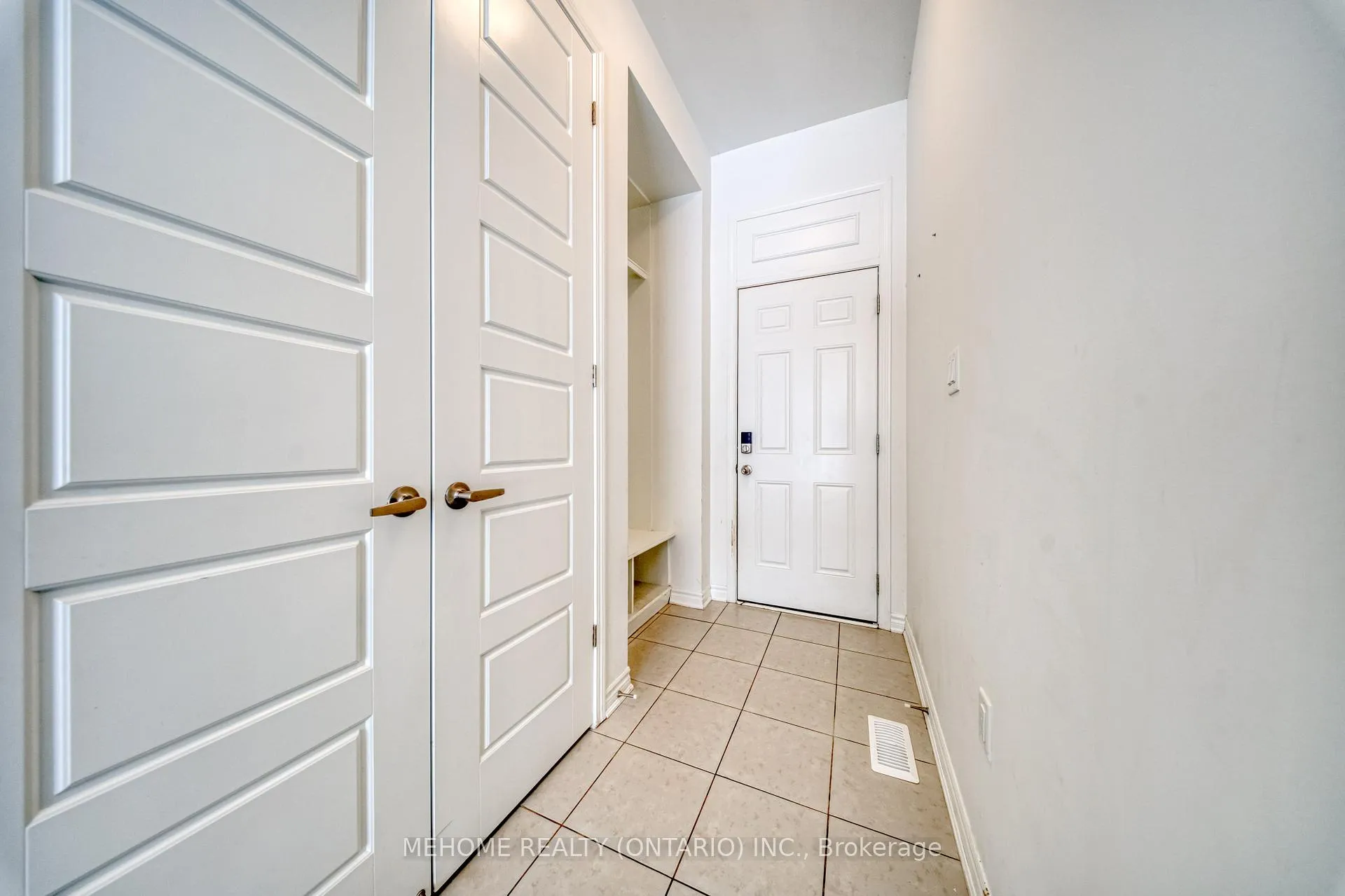 Photo 16 of 1851 Passionfruit Grove, Pickering, Rural Pickering — HOMEH