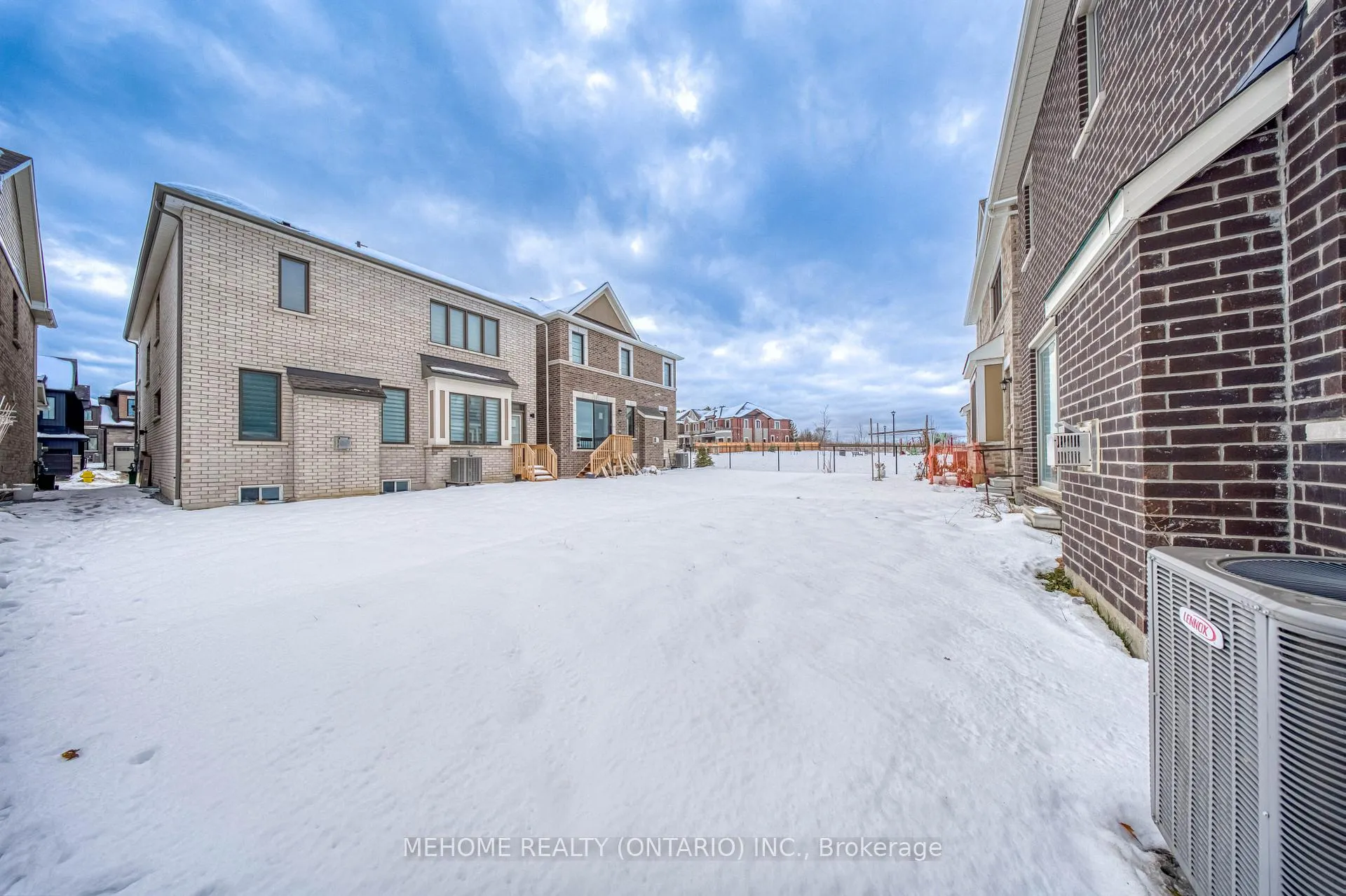 Photo 40 of 1851 Passionfruit Grove, Pickering, Rural Pickering — HOMEH