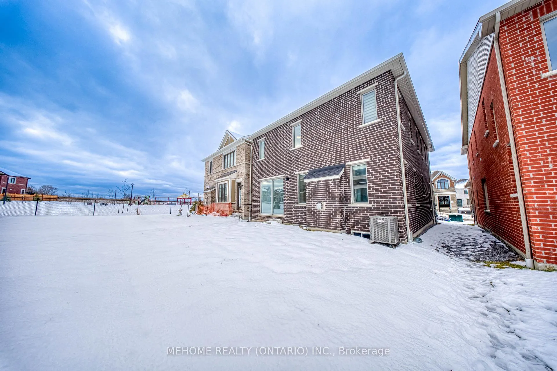 Photo 41 of 1851 Passionfruit Grove, Pickering, Rural Pickering — HOMEH