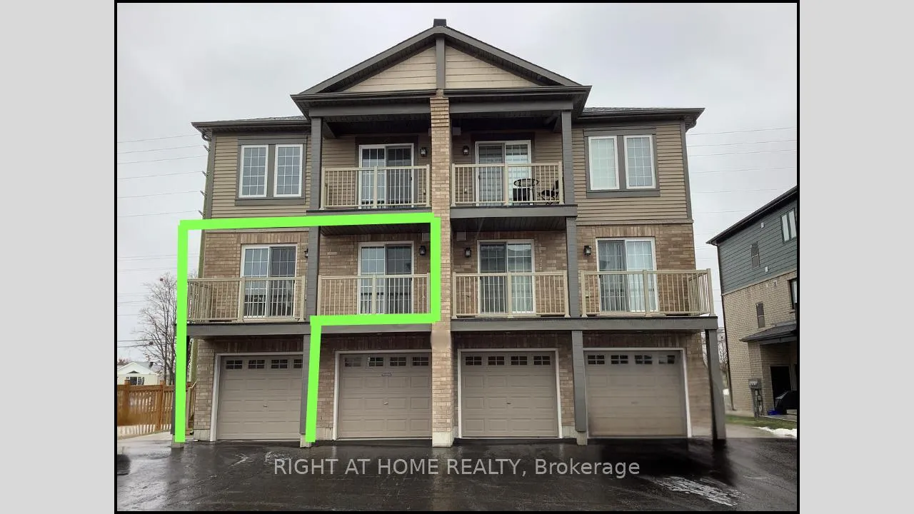 Front of Unit 2, 31 Pumpkin Corner Crescent