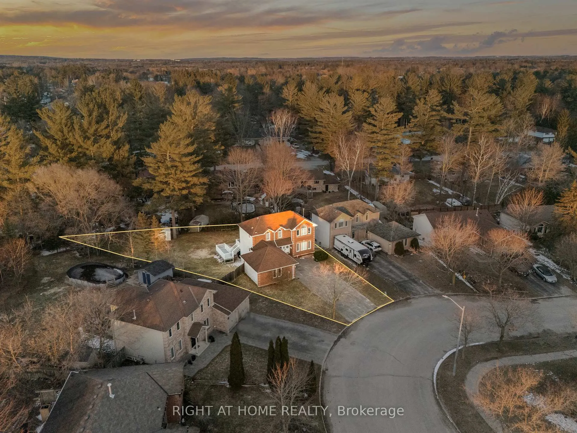 Front of 41 Forest Wood Drive
