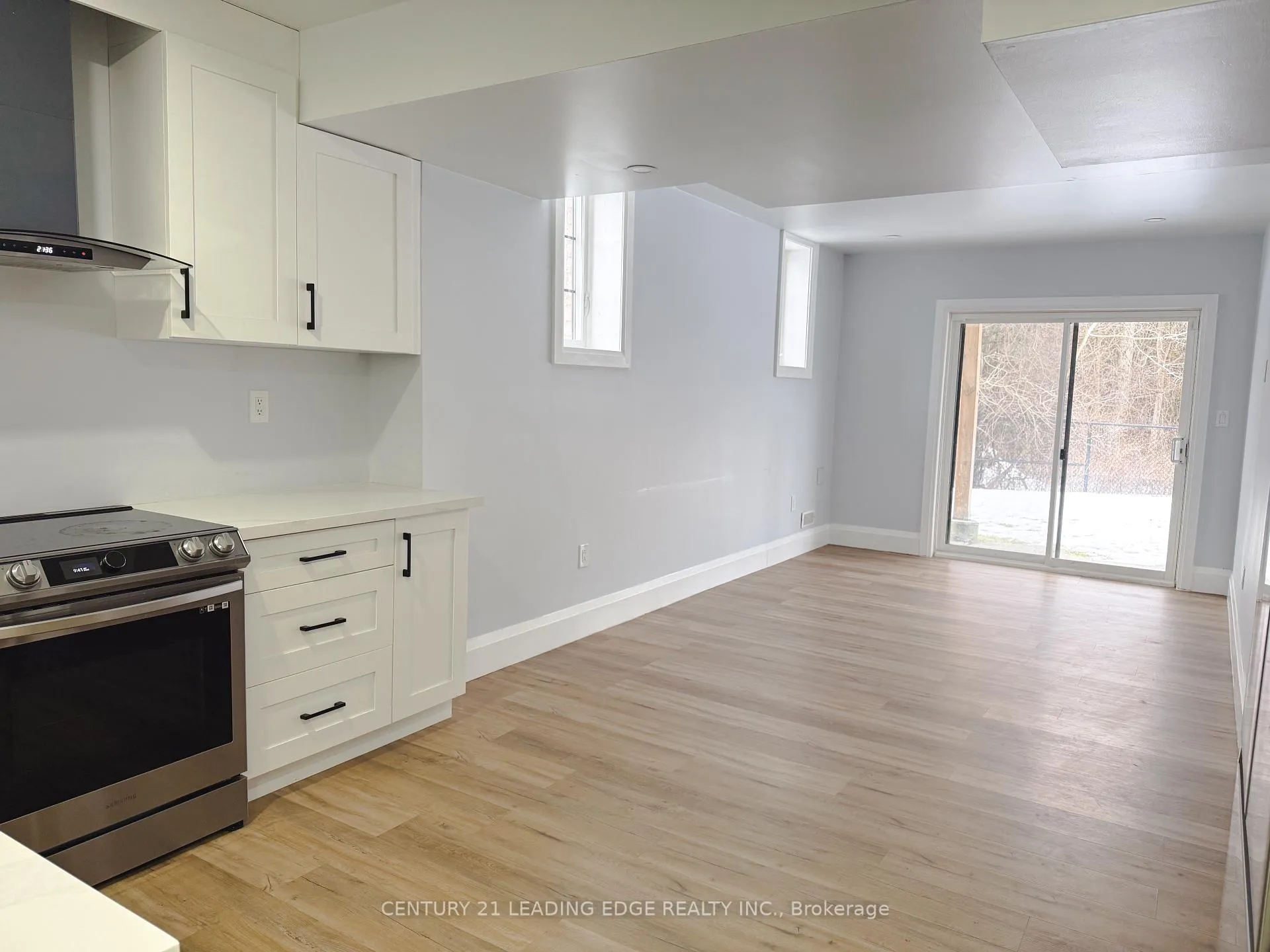 Photo 1 of Unit Bsmt, 39 Crombie Street, Clarington, Bowmanville — HOMEH