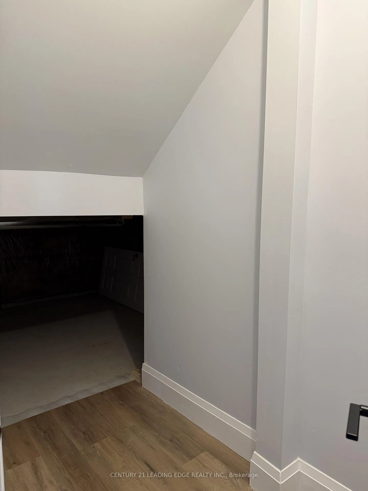 Photo 9 of Unit Bsmt, 39 Crombie Street, Clarington, Bowmanville — HOMEH