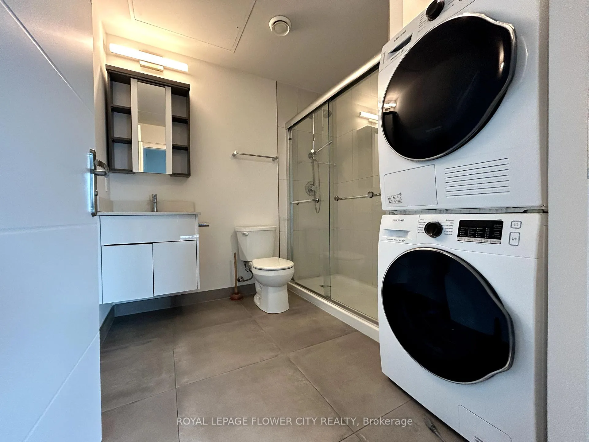 Photo 13 of Unit 2107, 60 Fredrick Street, Bracebridge, Draper — HOMEH