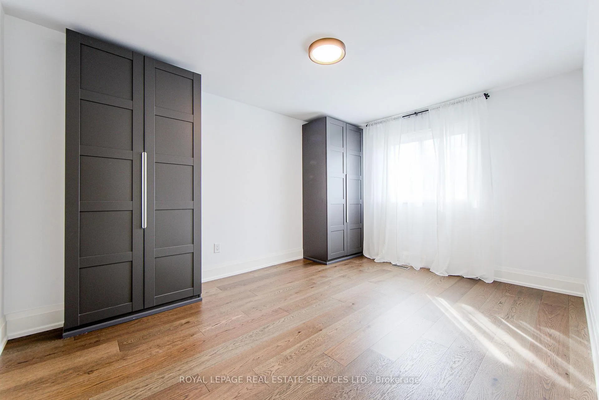 Photo 20 of 27 Poplar Crescent, Aurora, Aurora Highlands — HOMEH