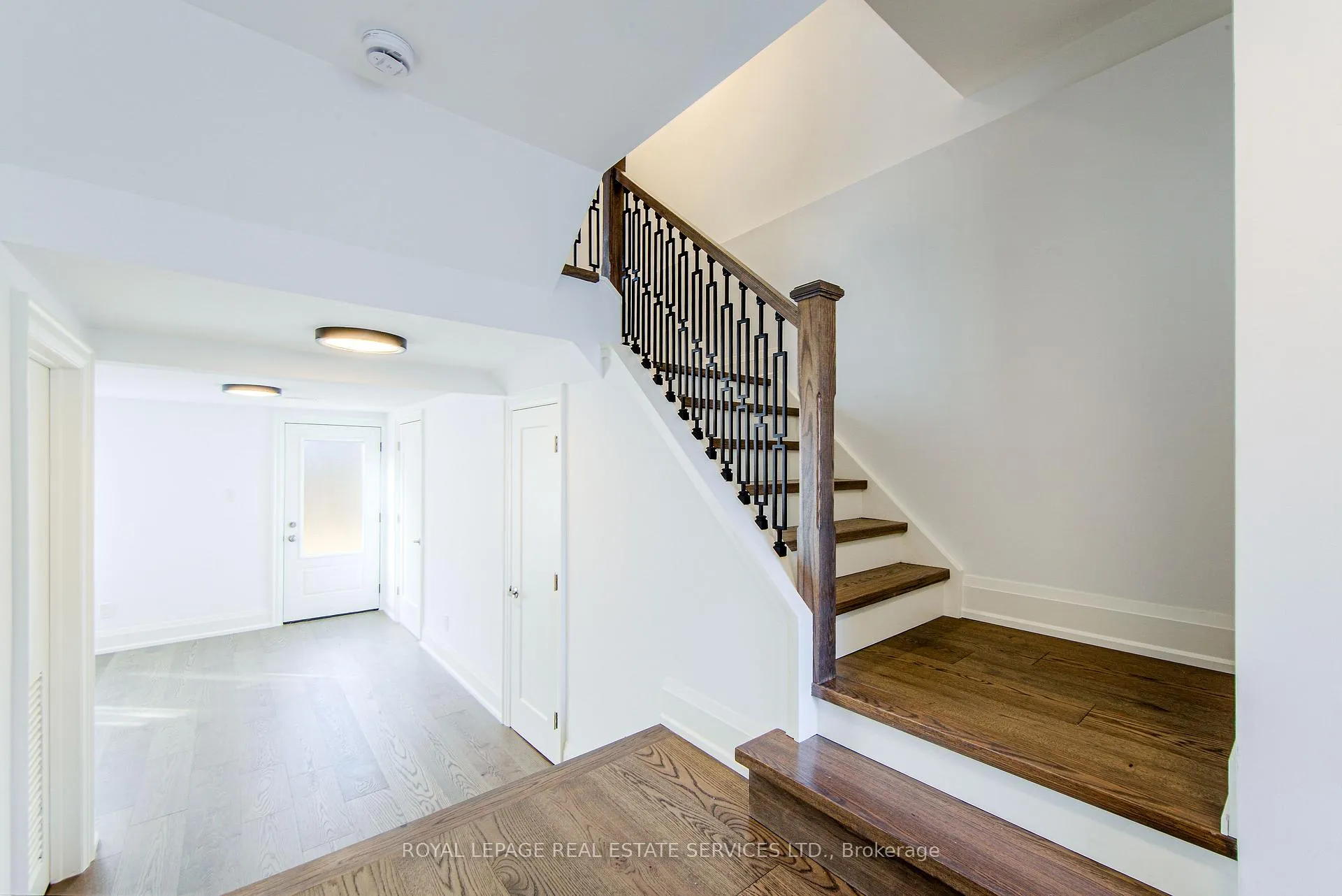 Photo 33 of 27 Poplar Crescent, Aurora, Aurora Highlands — HOMEH