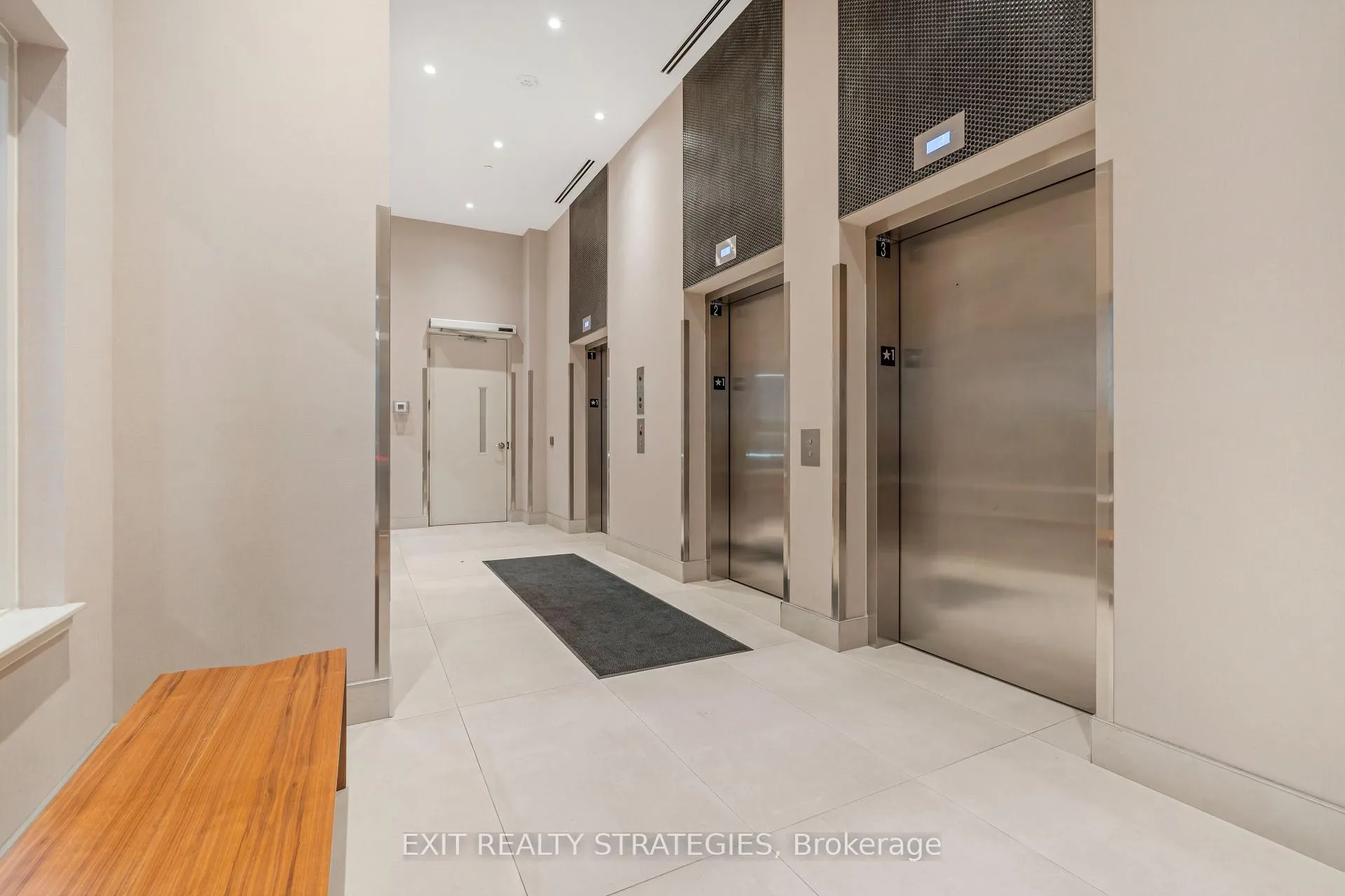 Photo 10 of Unit 521, 212 King William Street E, Hamilton, Beasley — HOMEH
