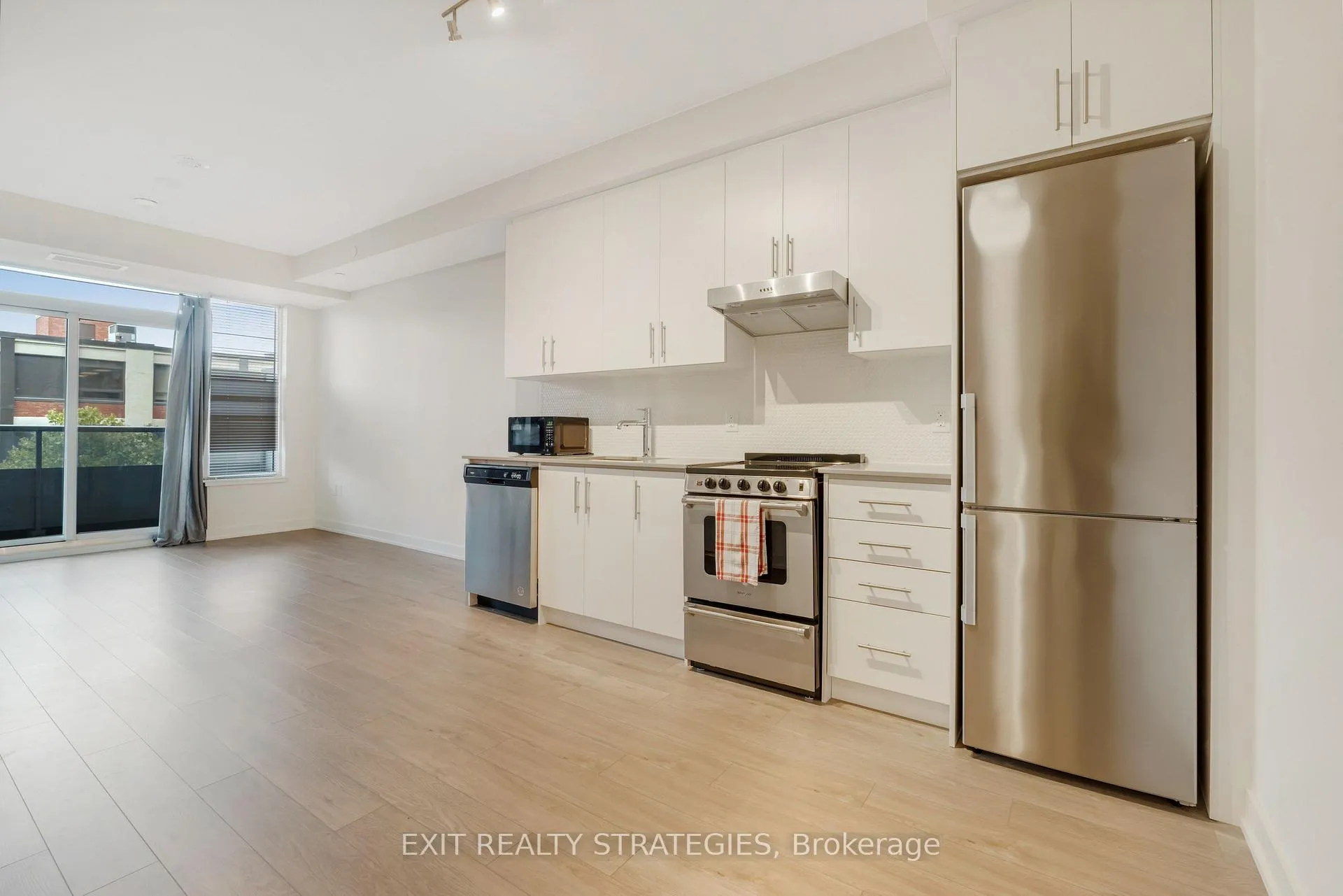 Photo 14 of Unit 521, 212 King William Street E, Hamilton, Beasley — HOMEH