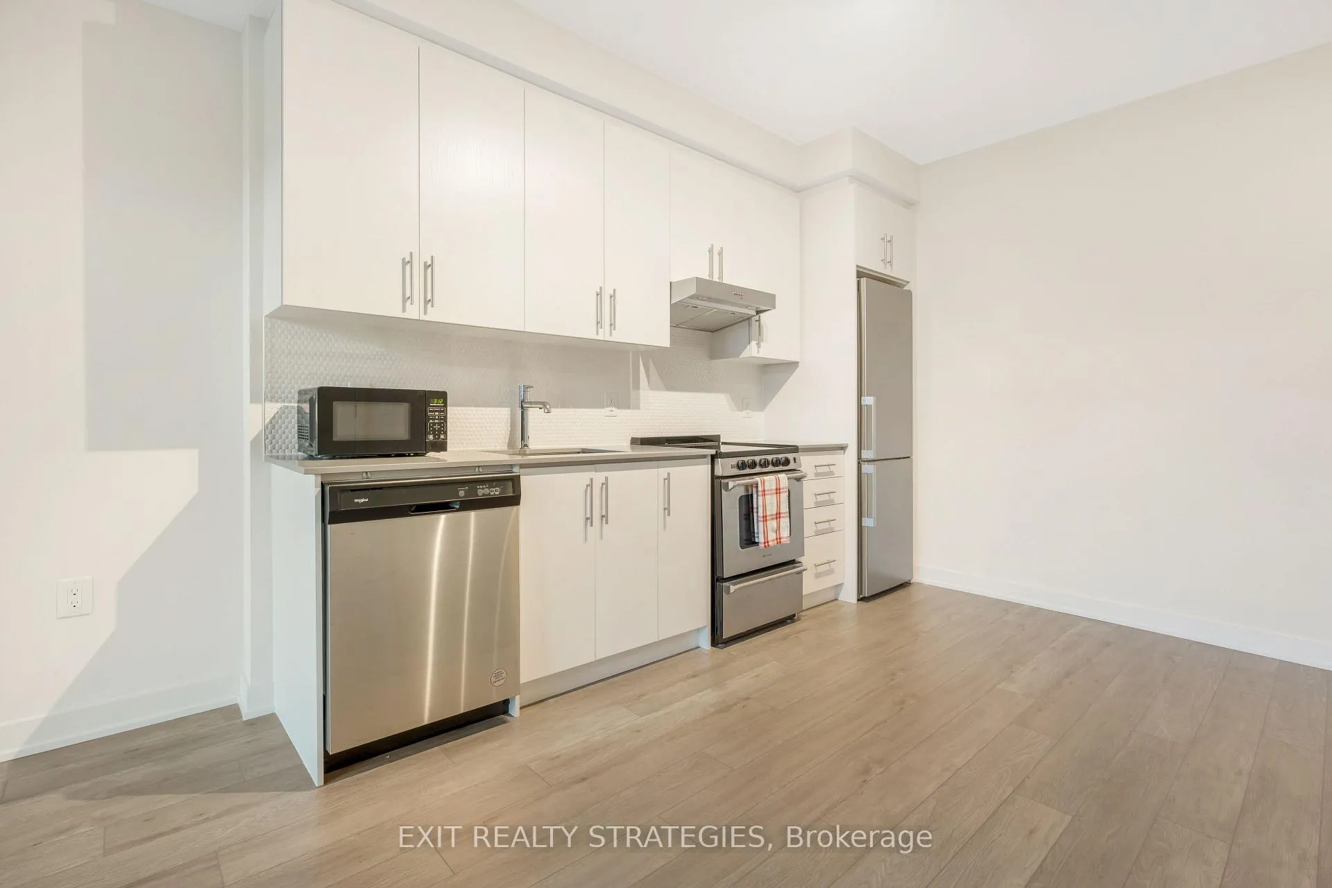 Photo 15 of Unit 521, 212 King William Street E, Hamilton, Beasley — HOMEH