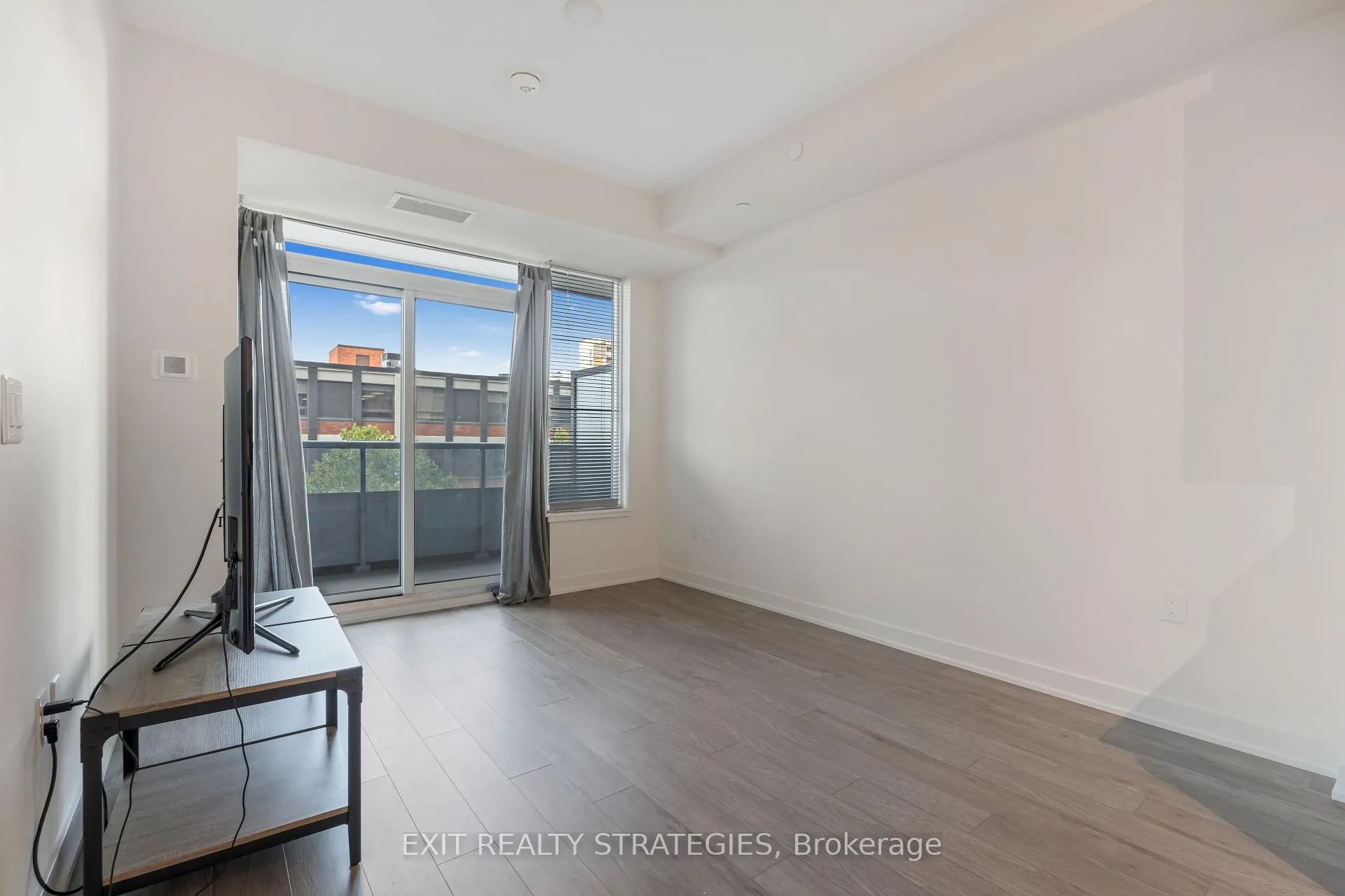 Photo 17 of Unit 521, 212 King William Street E, Hamilton, Beasley — HOMEH