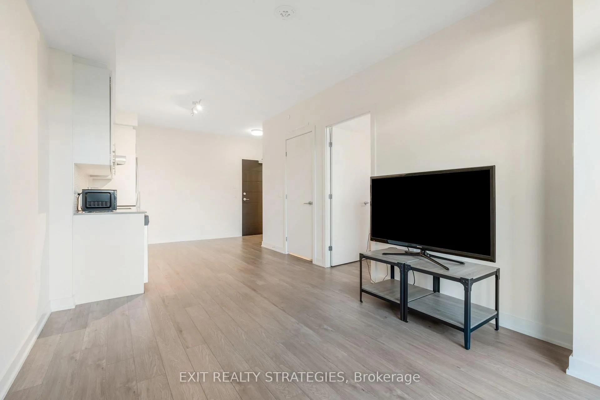 Photo 18 of Unit 521, 212 King William Street E, Hamilton, Beasley — HOMEH