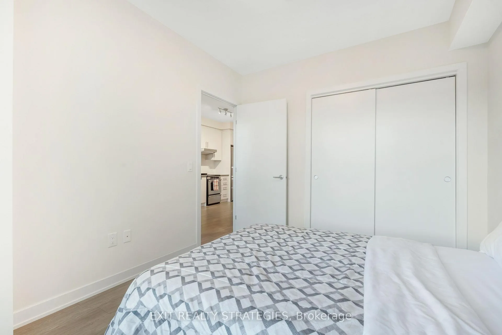 Photo 21 of Unit 521, 212 King William Street E, Hamilton, Beasley — HOMEH