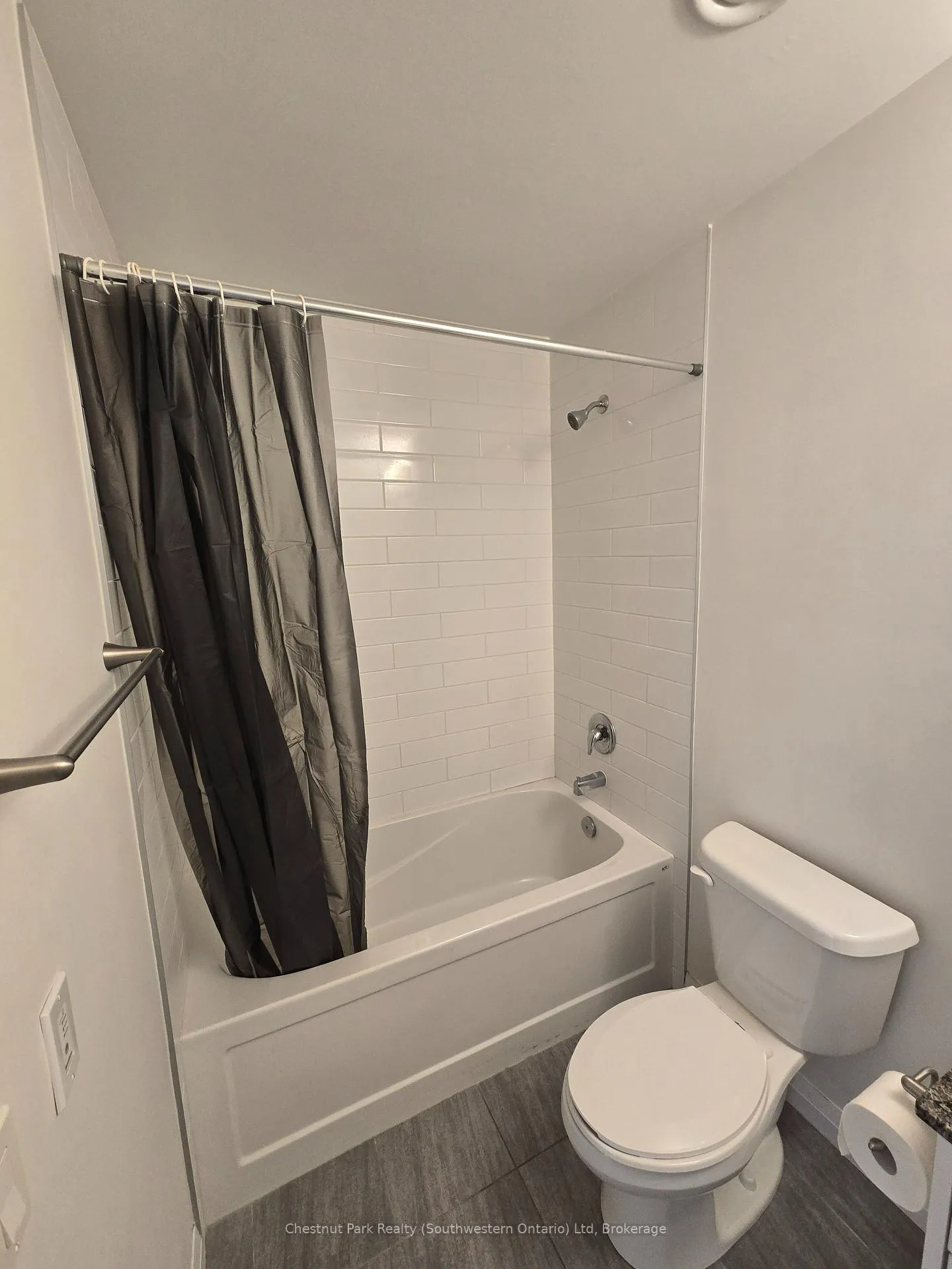 Photo 13 of Unit 2801, 60 Charles Street W, Kitchener — HOMEH