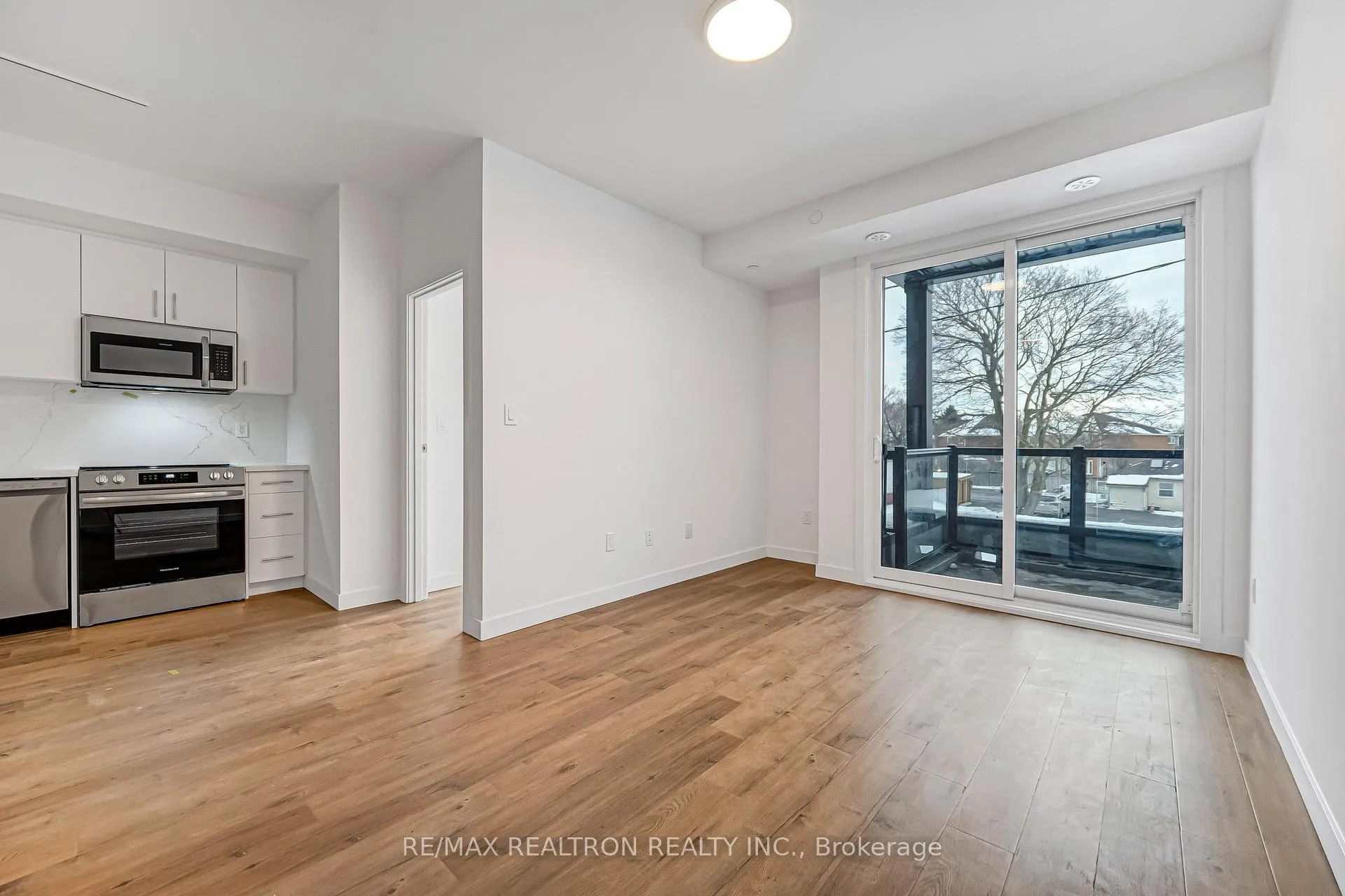 Photo 21 of Unit 516, 30 Markdale Lane, Markham, Middlefield — HOMEH