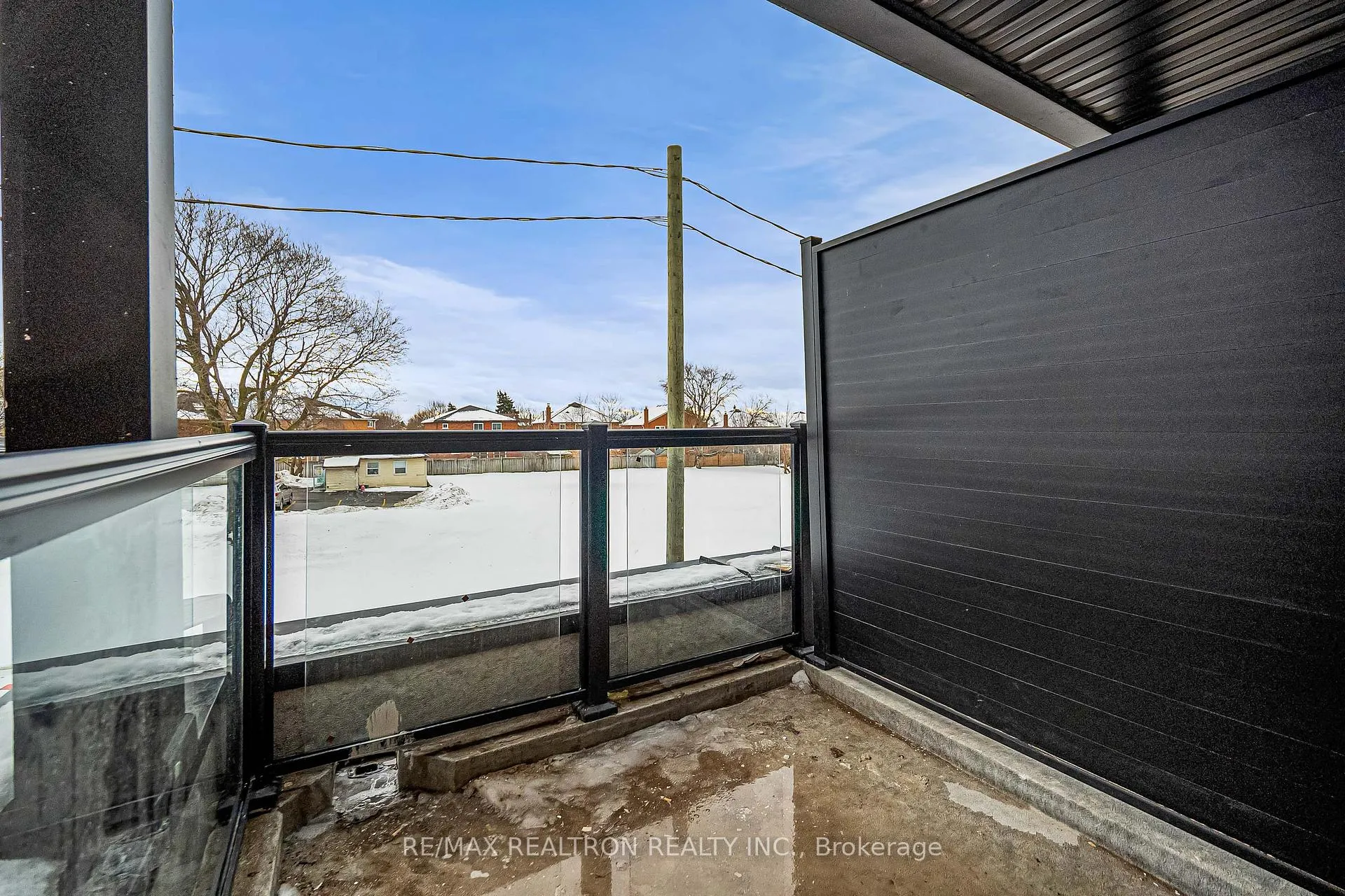 Photo 24 of Unit 516, 30 Markdale Lane, Markham, Middlefield — HOMEH