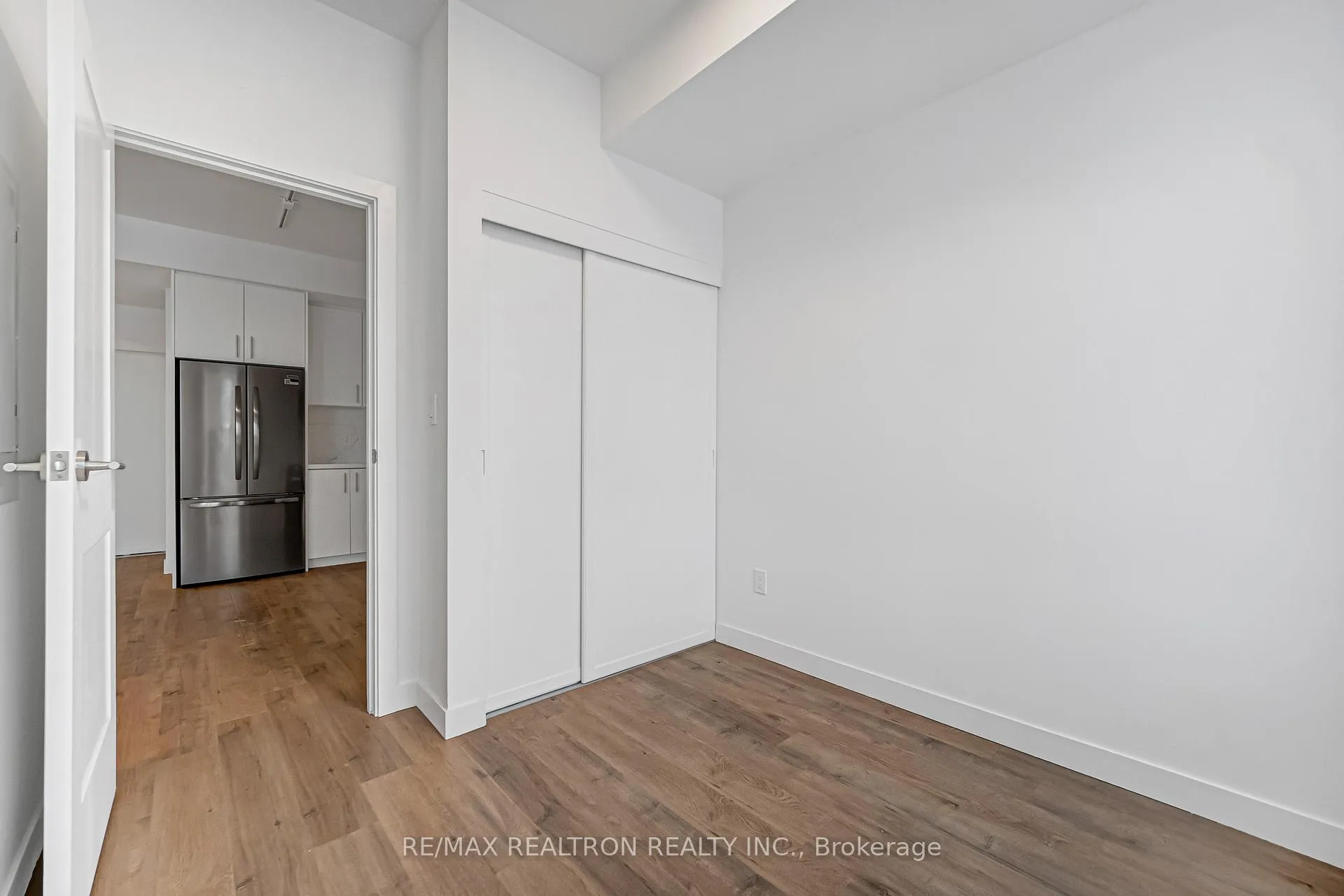 Photo 26 of Unit 516, 30 Markdale Lane, Markham, Middlefield — HOMEH