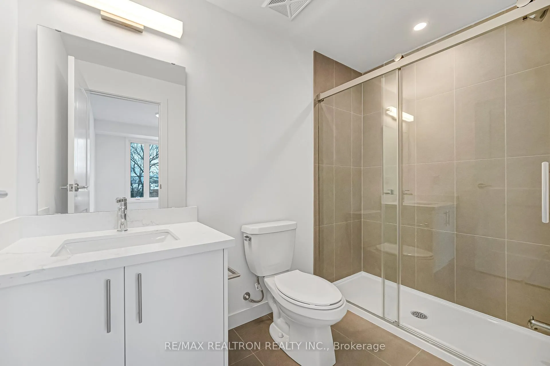 Photo 34 of Unit 516, 30 Markdale Lane, Markham, Middlefield — HOMEH