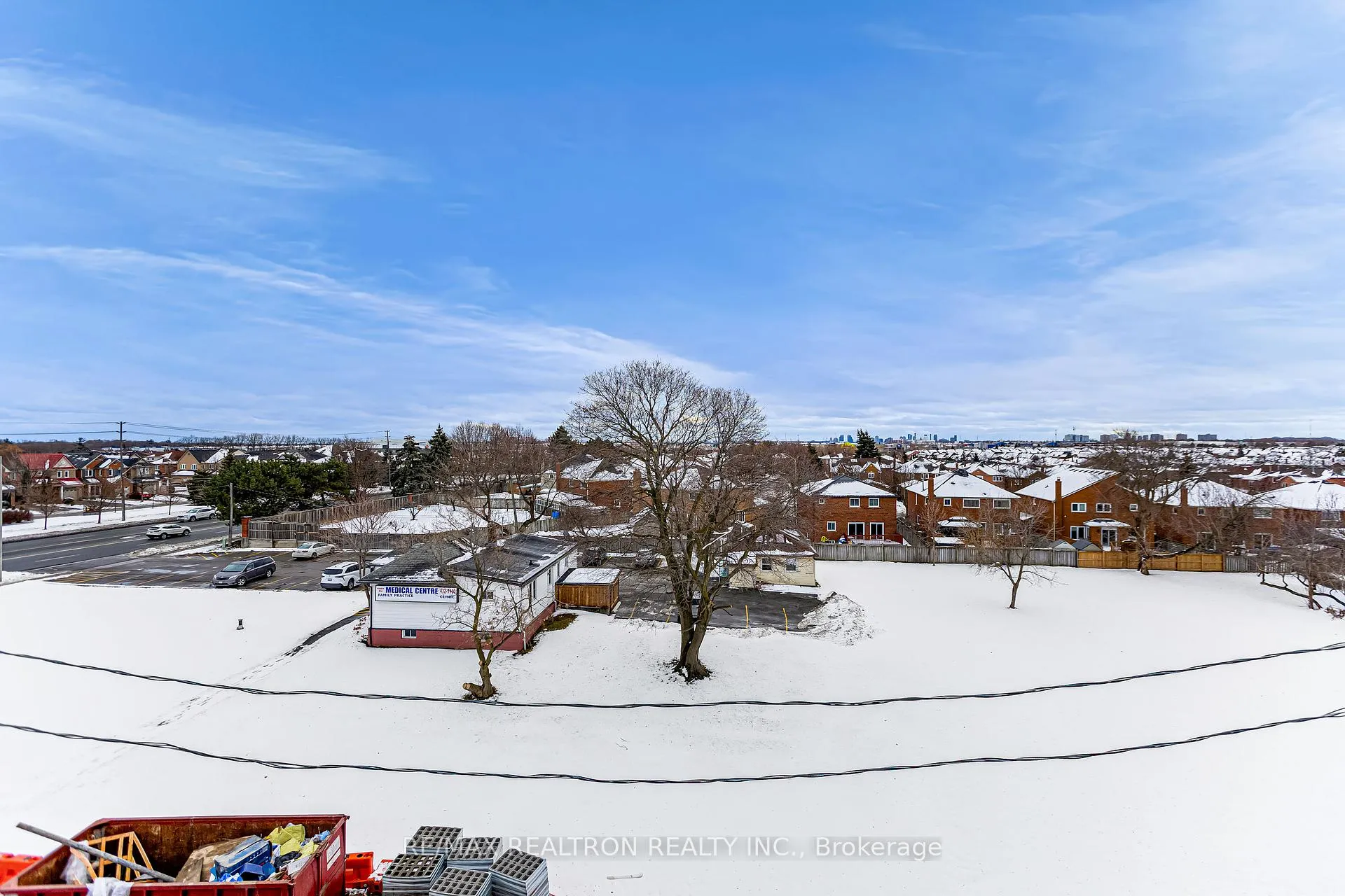 Photo 43 of Unit 516, 30 Markdale Lane, Markham, Middlefield — HOMEH