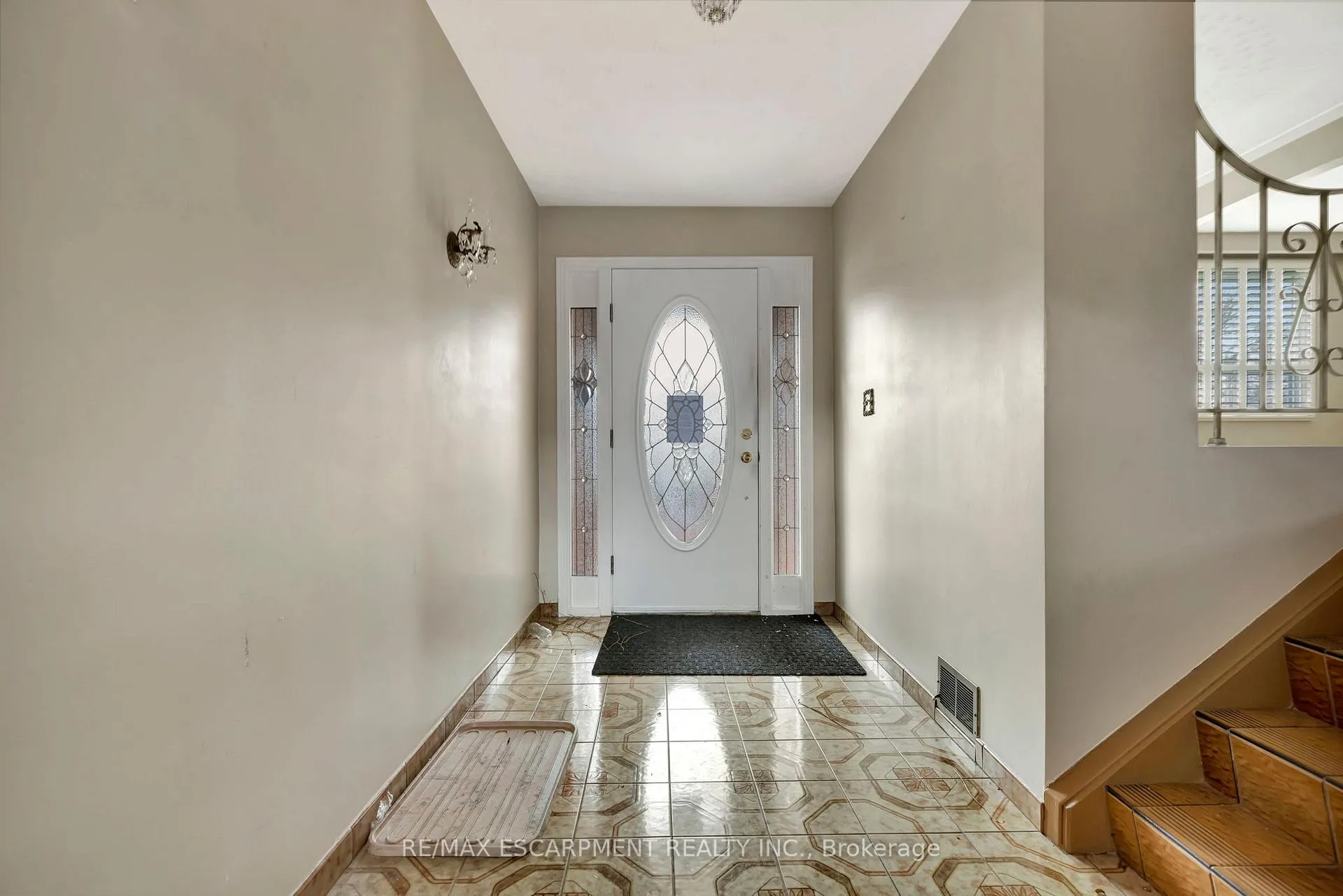 Photo 4 of 11 Marcella Crescent, Hamilton, Gershome — HOMEH