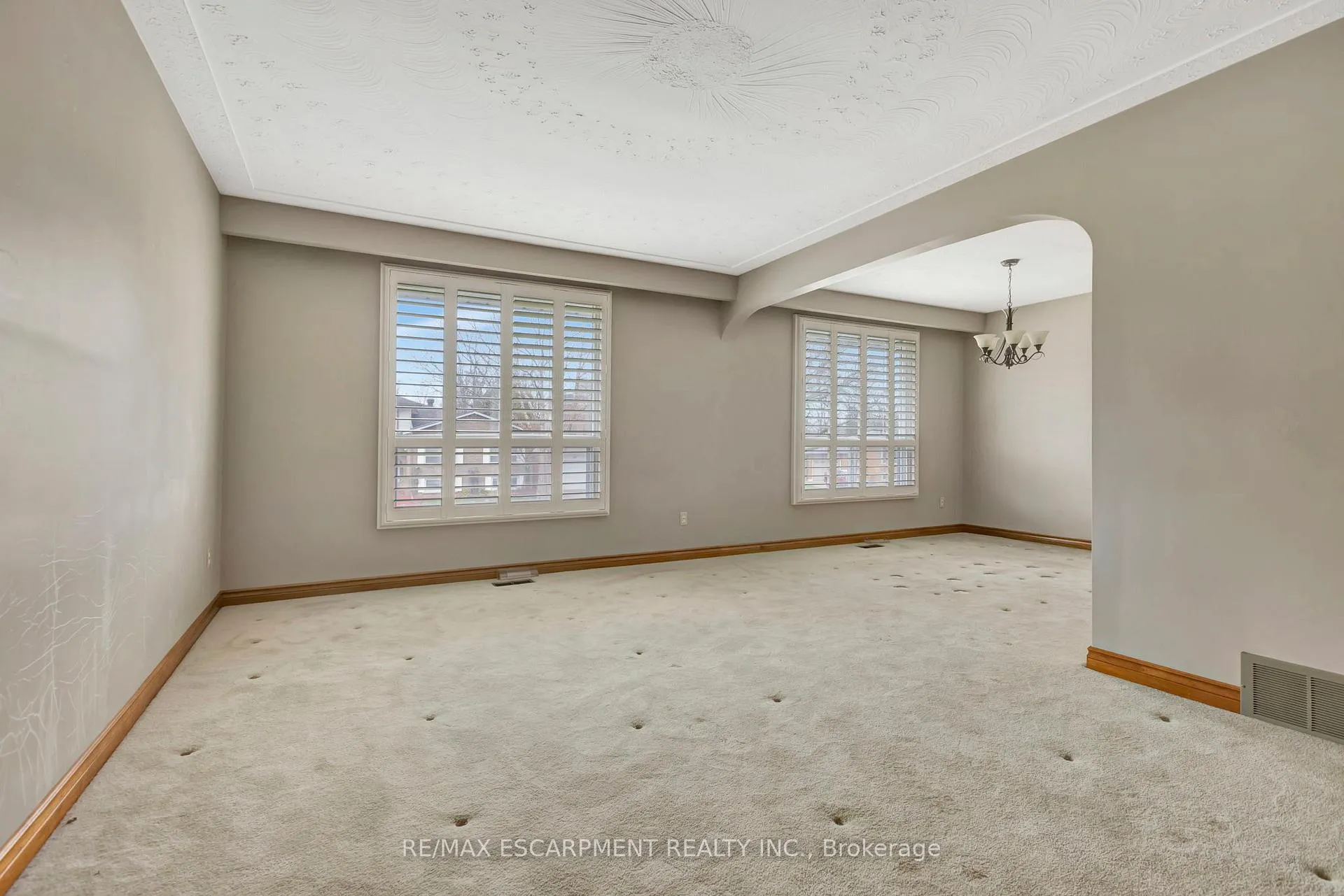 Photo 8 of 11 Marcella Crescent, Hamilton, Gershome — HOMEH
