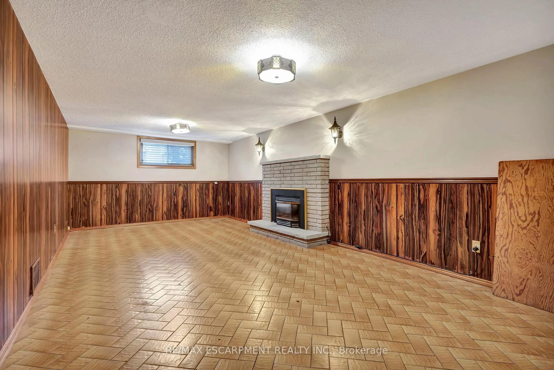 Photo 18 of 11 Marcella Crescent, Hamilton, Gershome — HOMEH